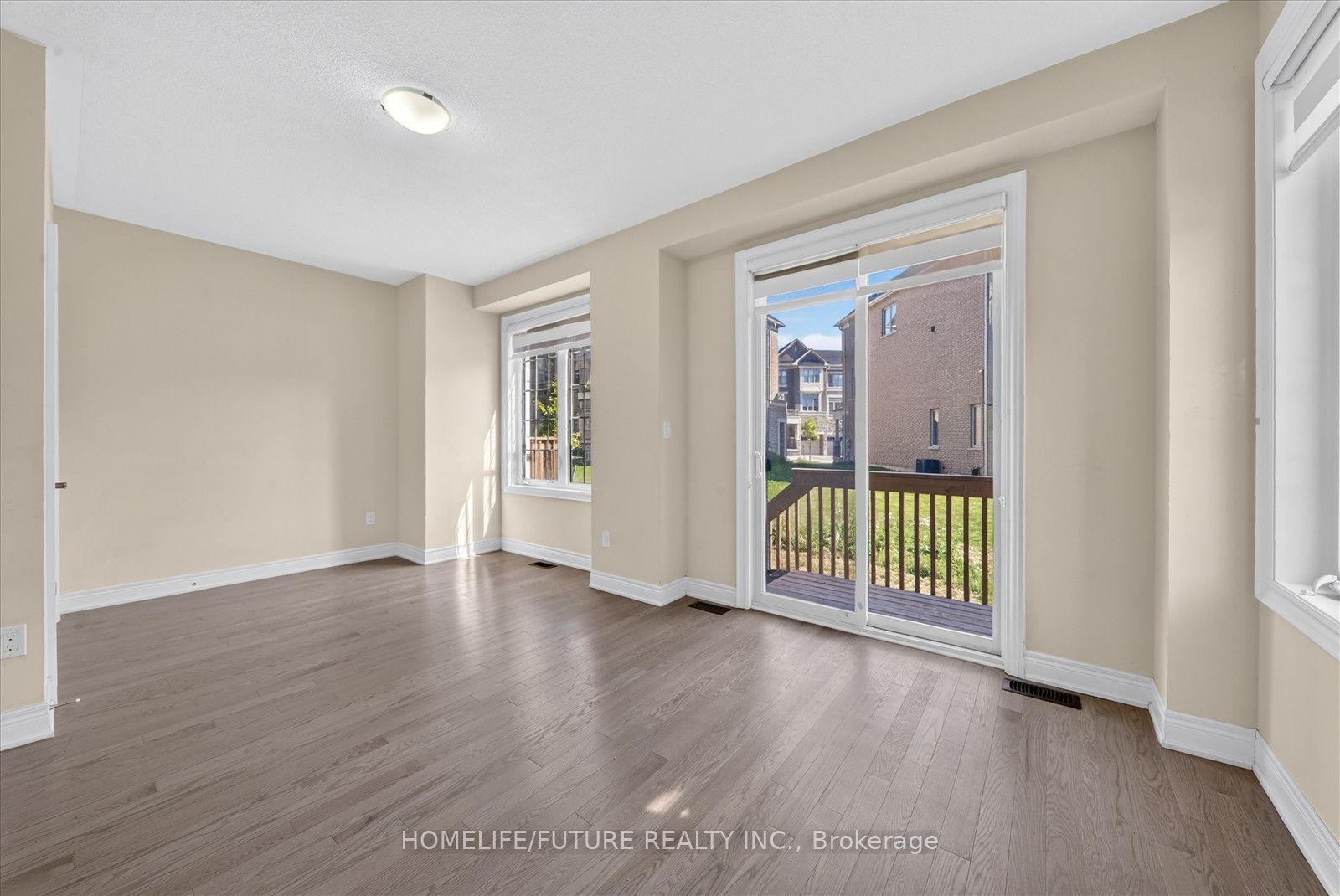 37 Andress Way Property Photo 7