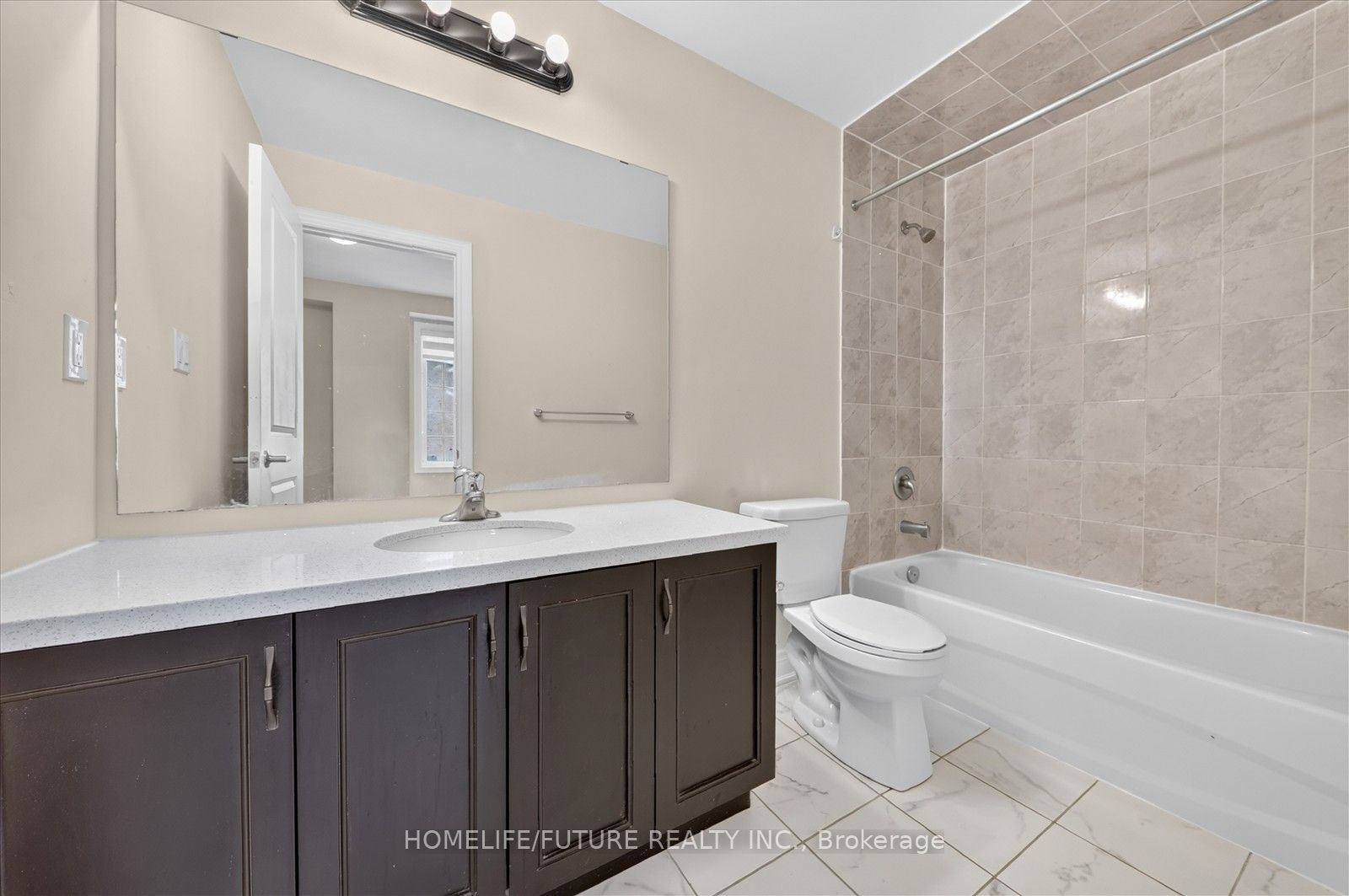 37 Andress Way Property Photo 10