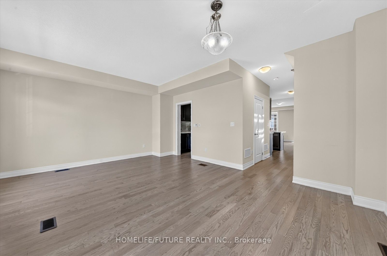37 Andress Way Property Photo 15