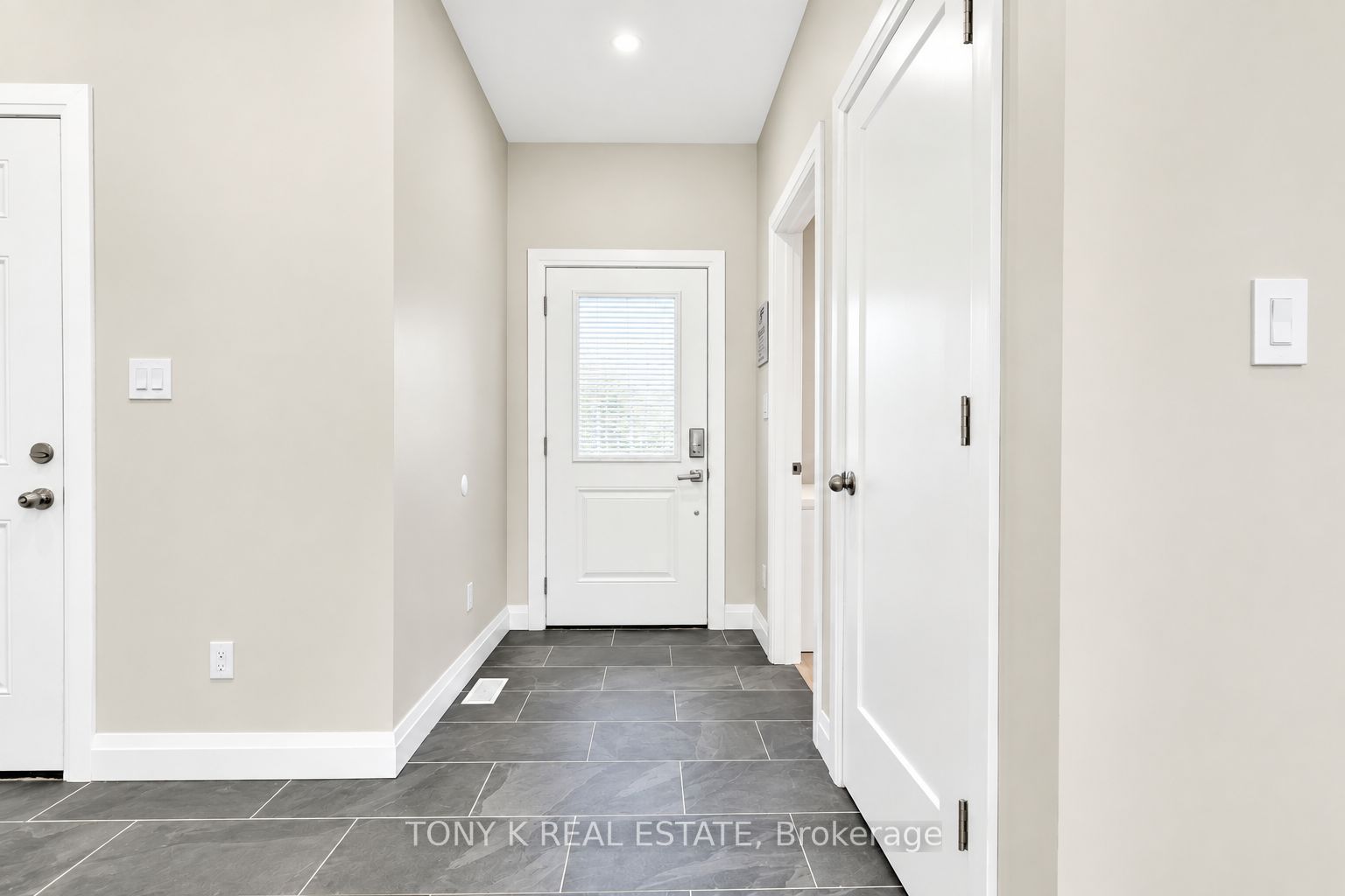 8 Georgina Street Property Photo 3