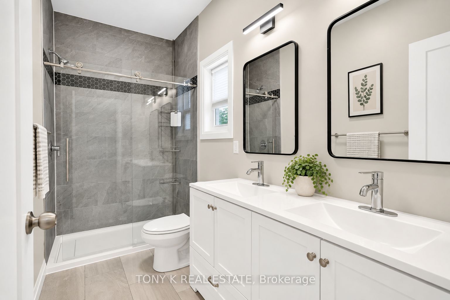 8 Georgina Street Property Photo 14