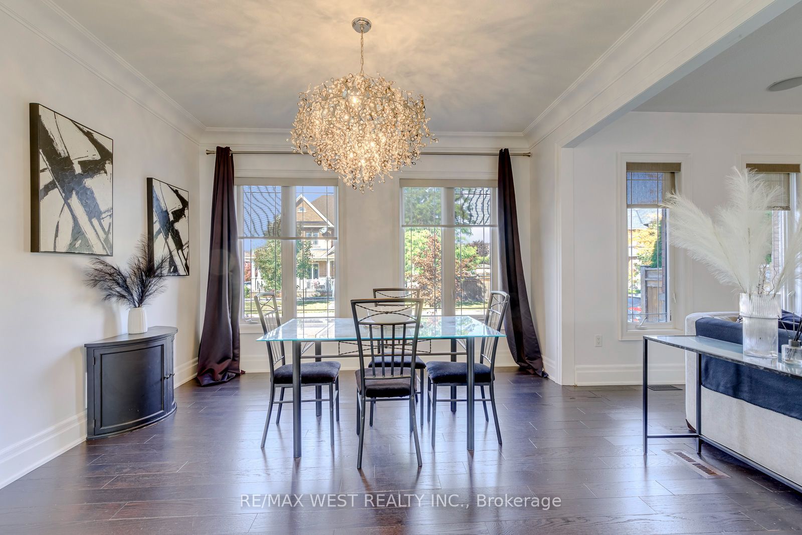 213 Eight Avenue Property Photo 8