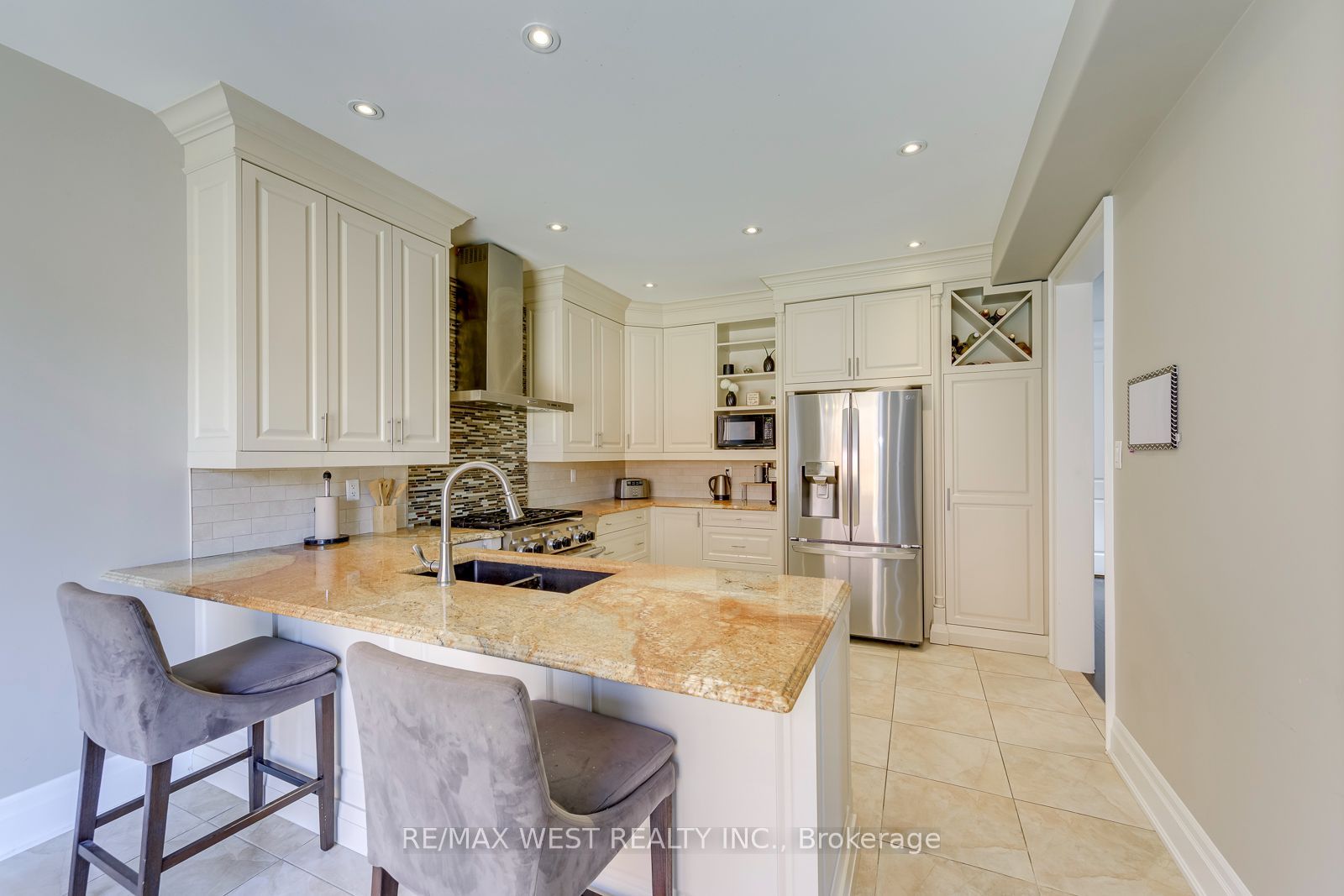 213 Eight Avenue Property Photo 12
