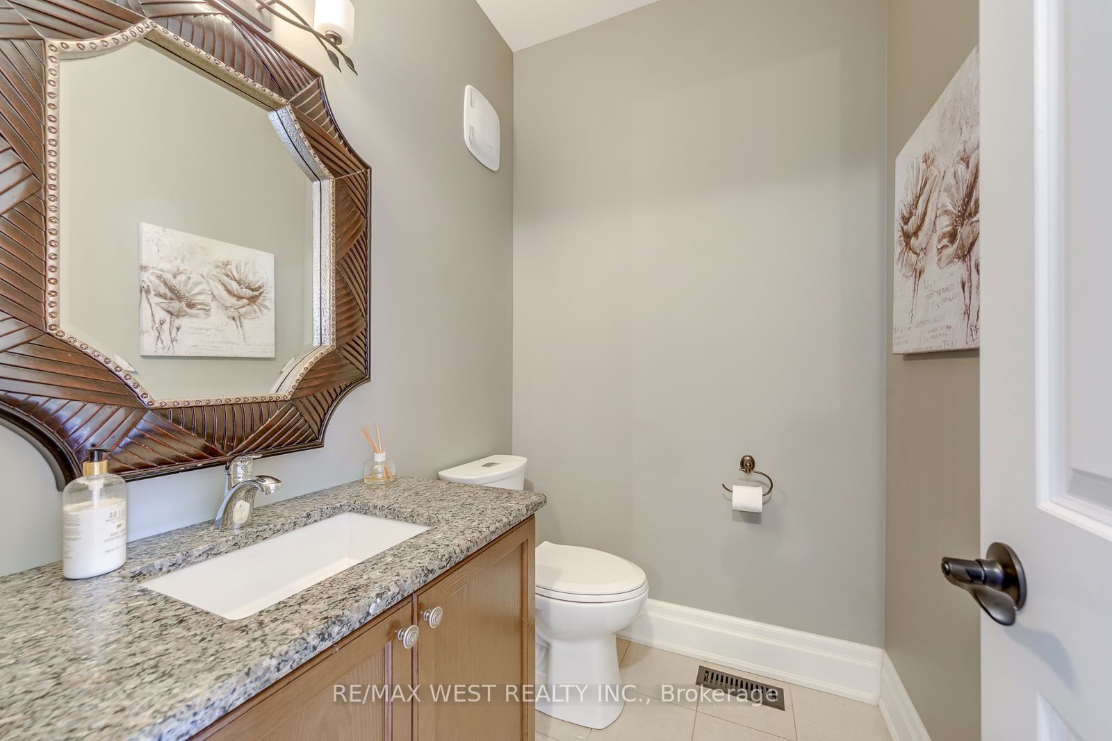 213 Eight Avenue Property Photo 15