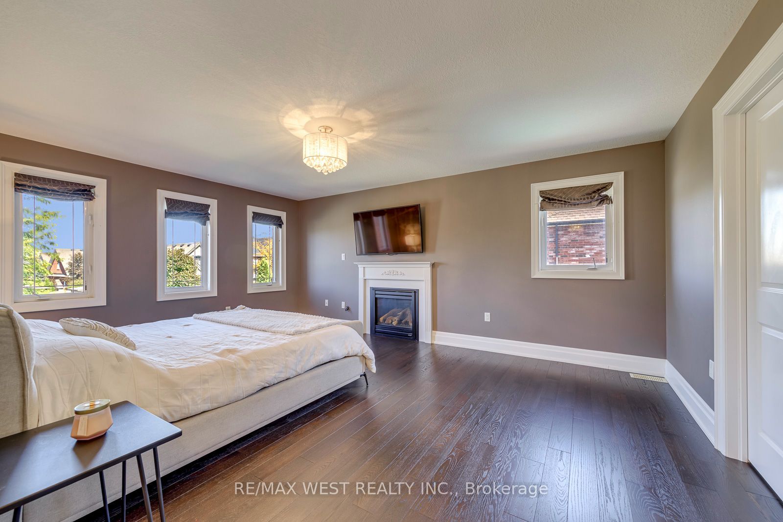 213 Eight Avenue Property Photo 19