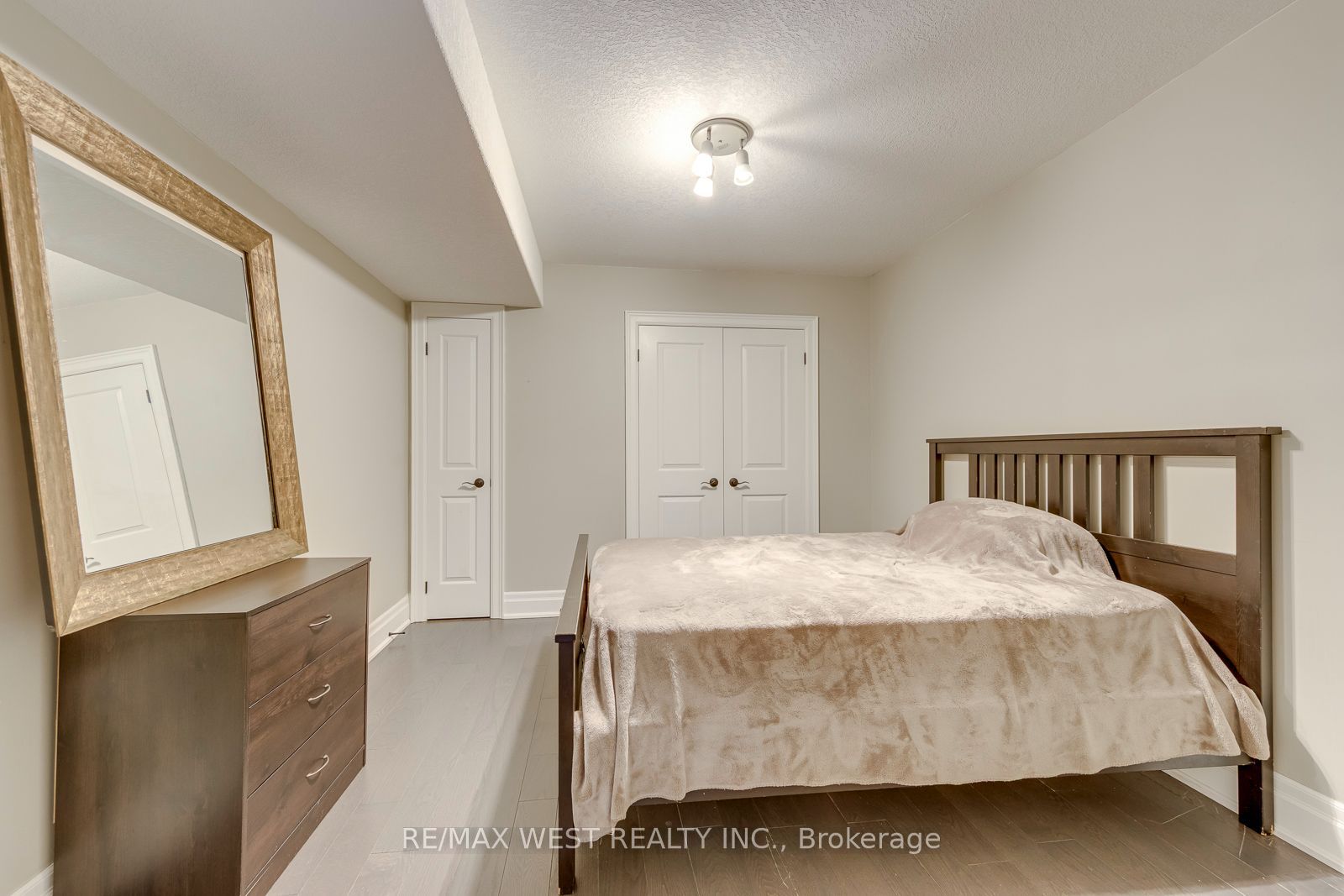 213 Eight Avenue Property Photo 42