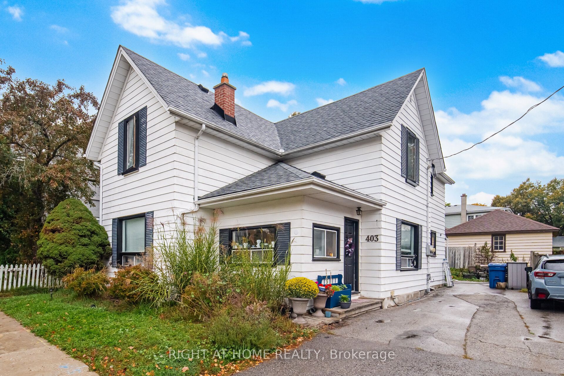 403 Park Avenue Property Photo 1