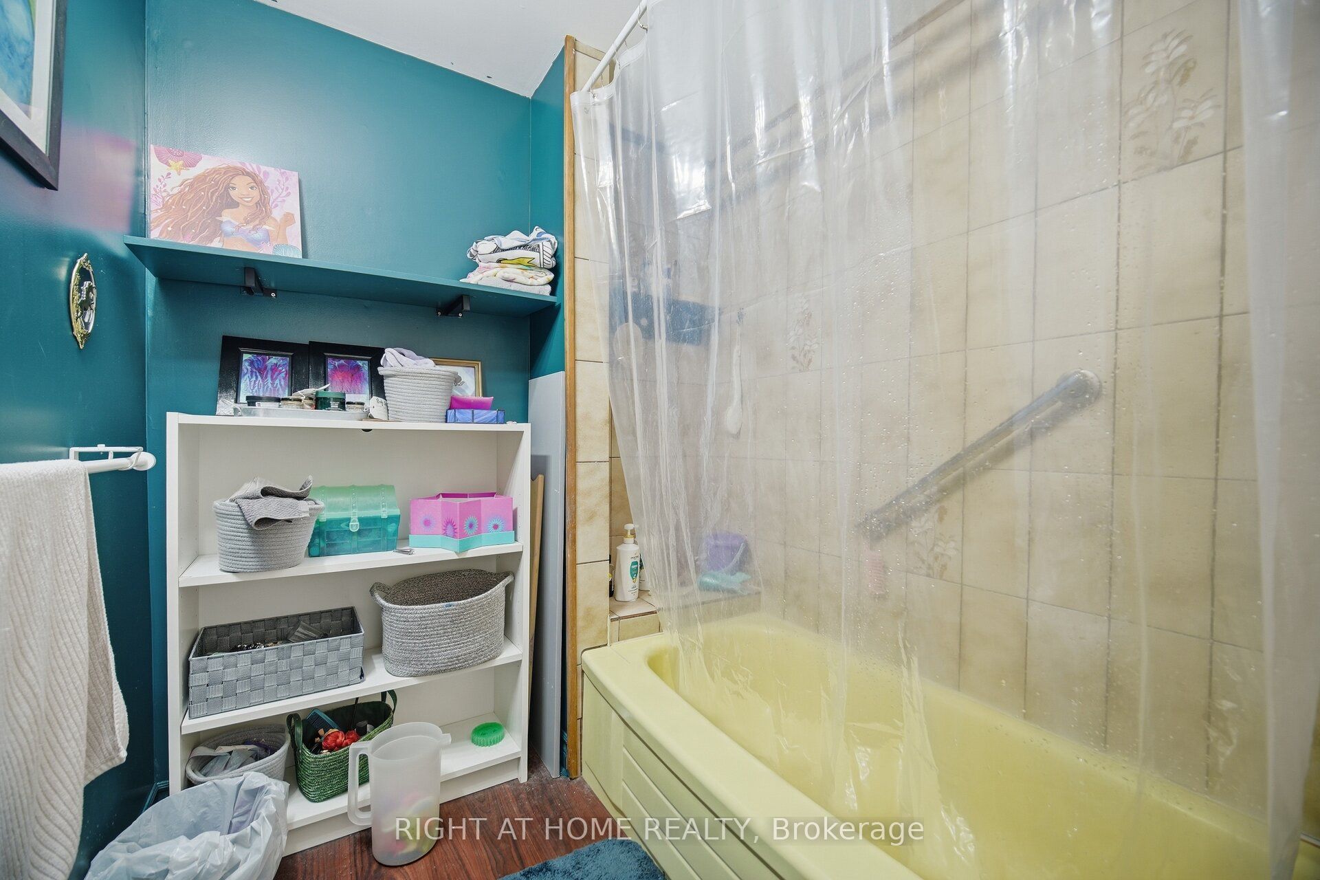 403 Park Avenue Property Photo 25