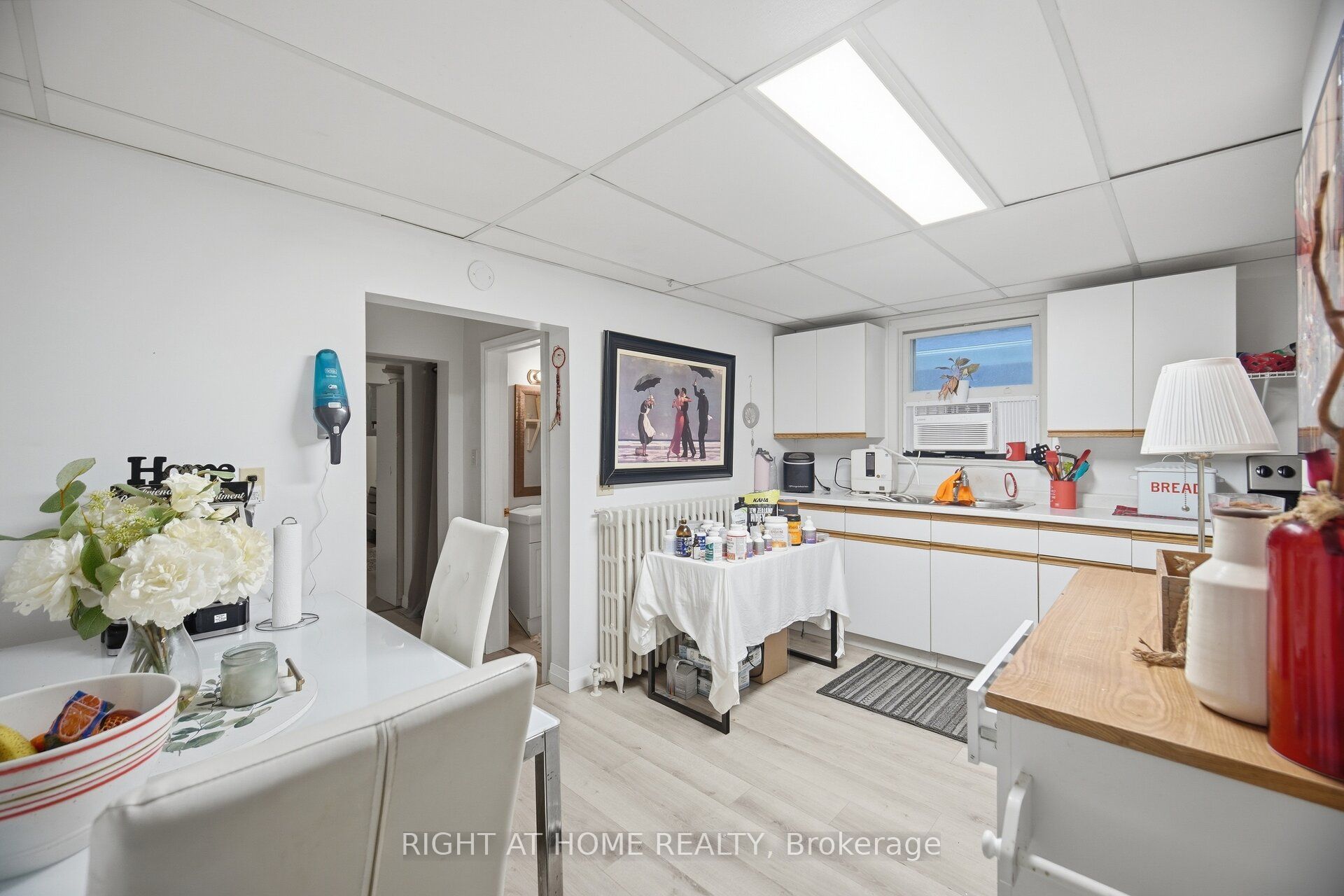 403 Park Avenue Property Photo 36