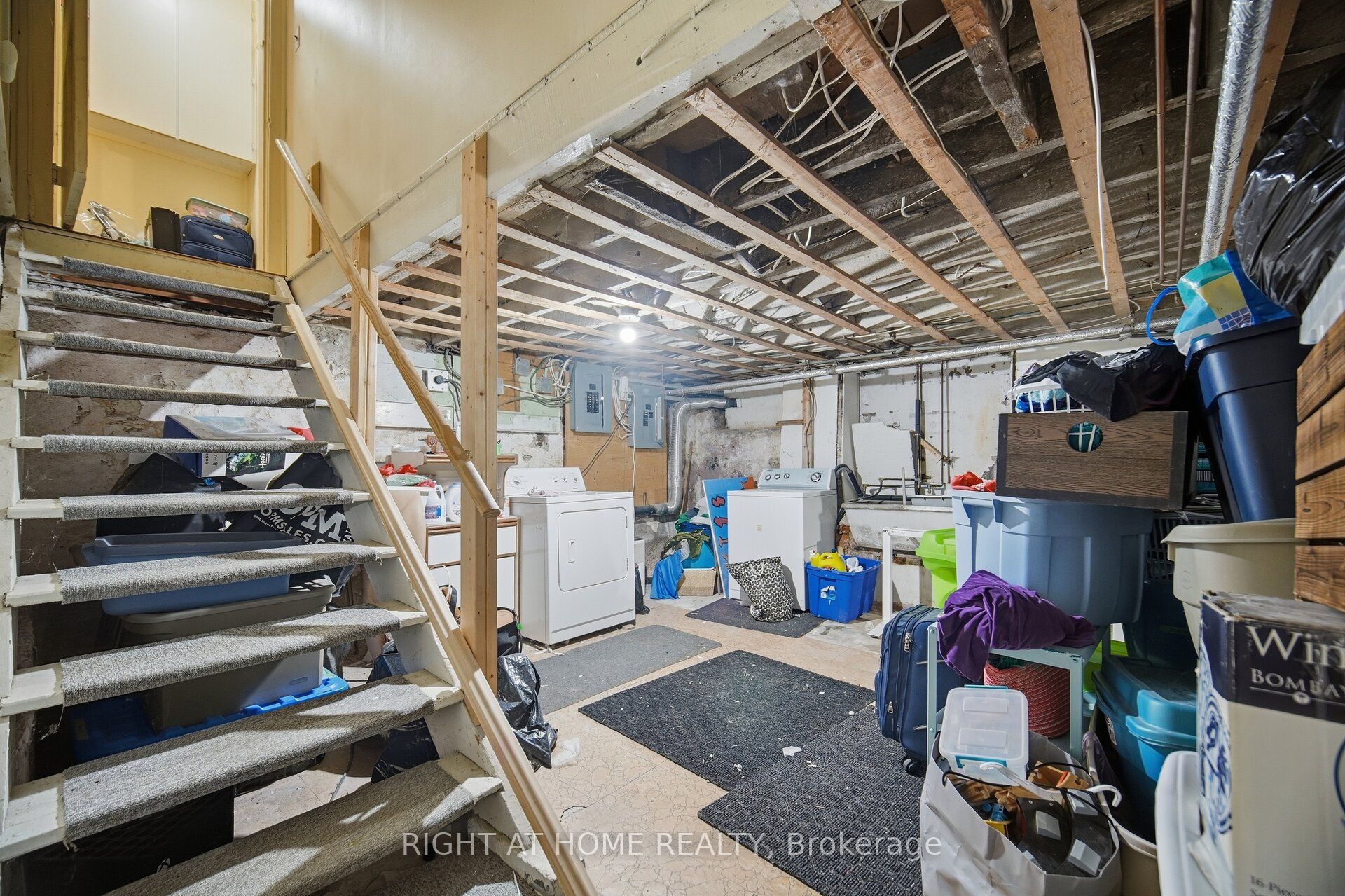 403 Park Avenue Property Photo 43
