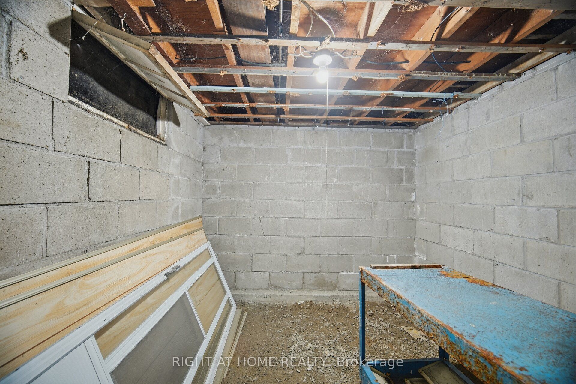 403 Park Avenue Property Photo 46