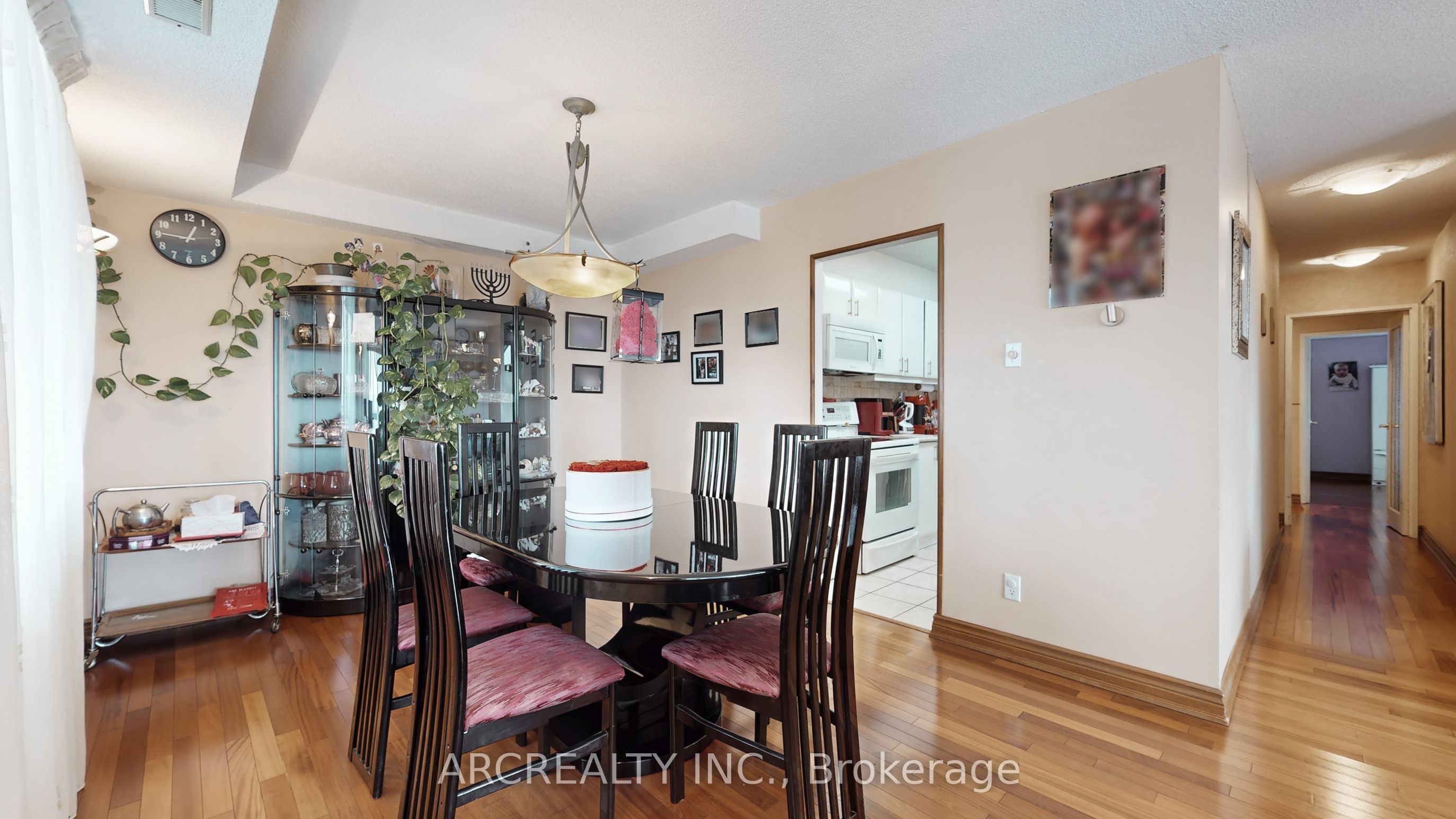 8111 Yonge Street 1403 Property Photo 12