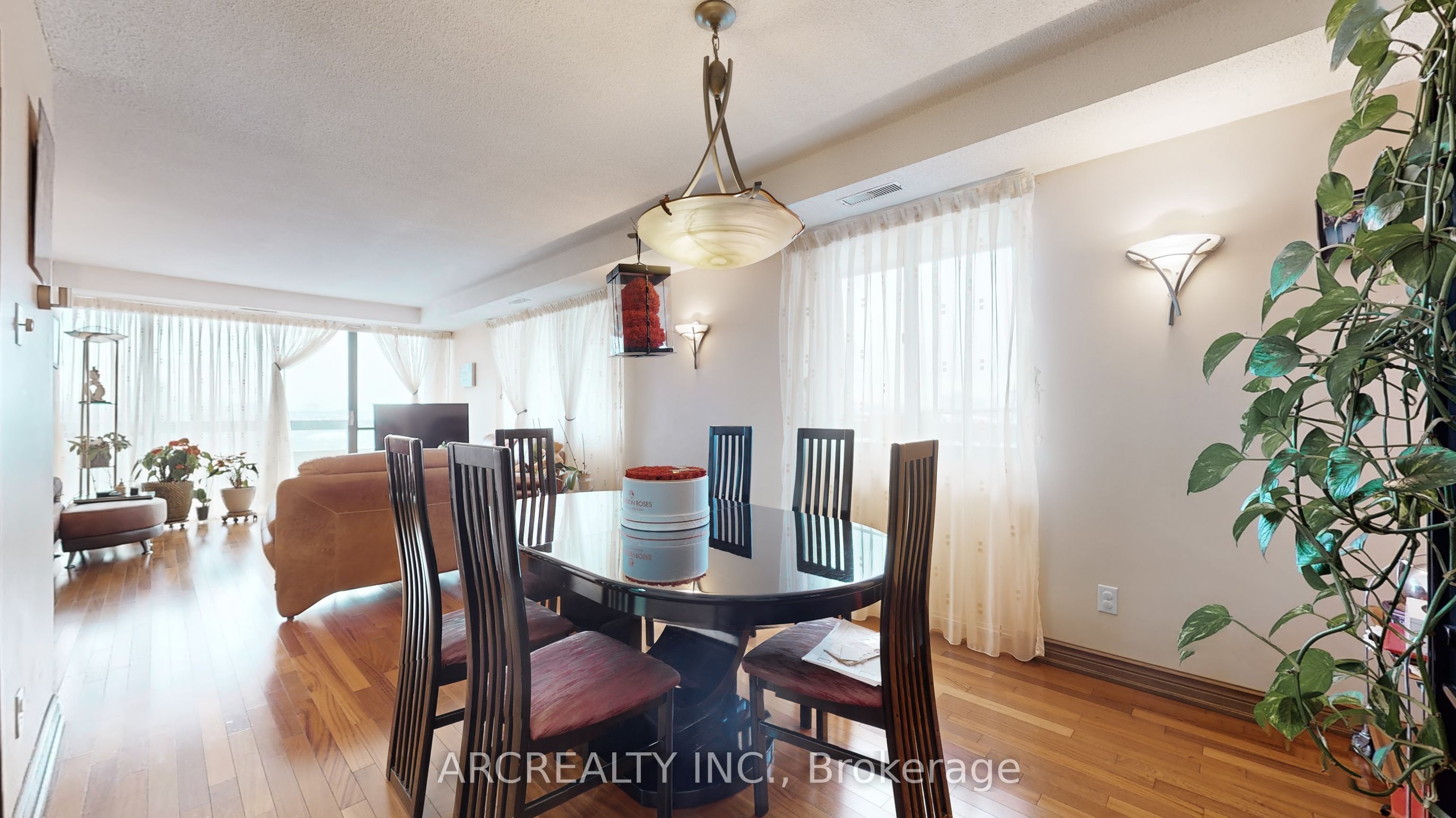 8111 Yonge Street 1403 Property Photo 13