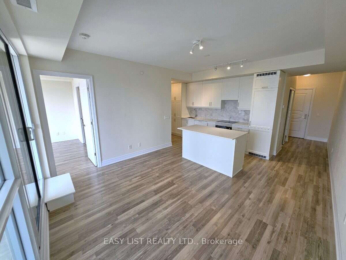 9075 Jane Street 706 Property Photo 6