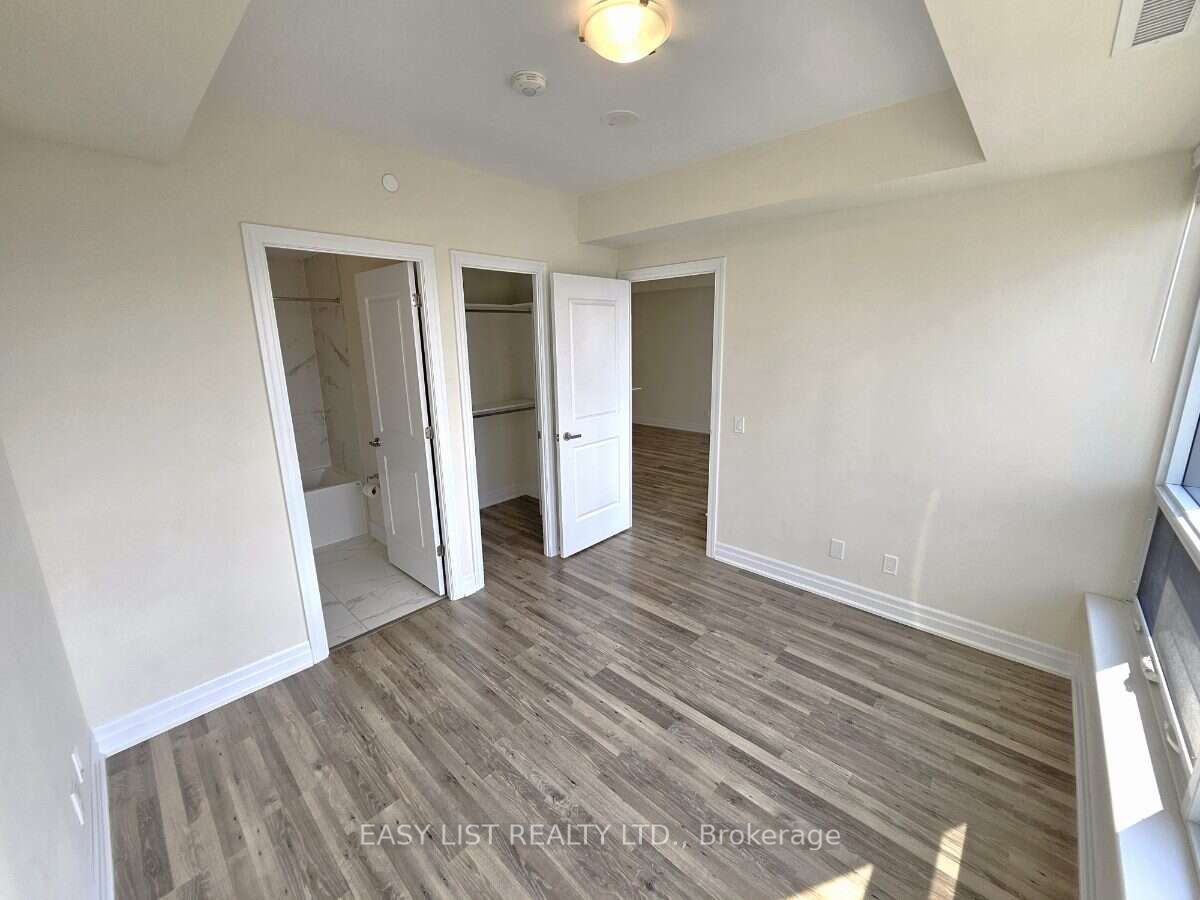 9075 Jane Street 706 Property Photo 16