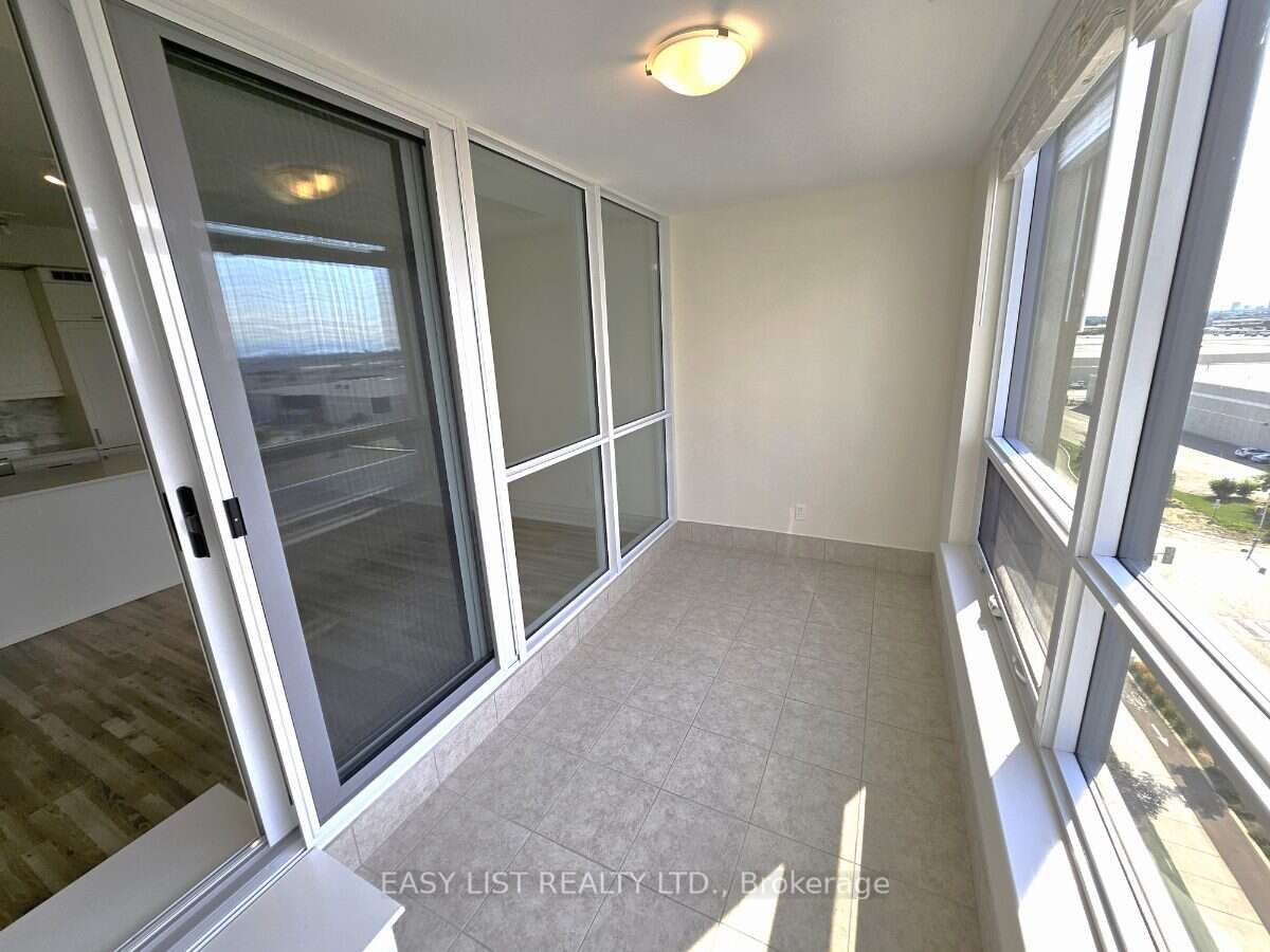 9075 Jane Street 706 Property Photo 23