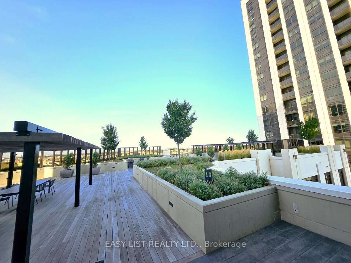 9075 Jane Street 706 Property Photo 25