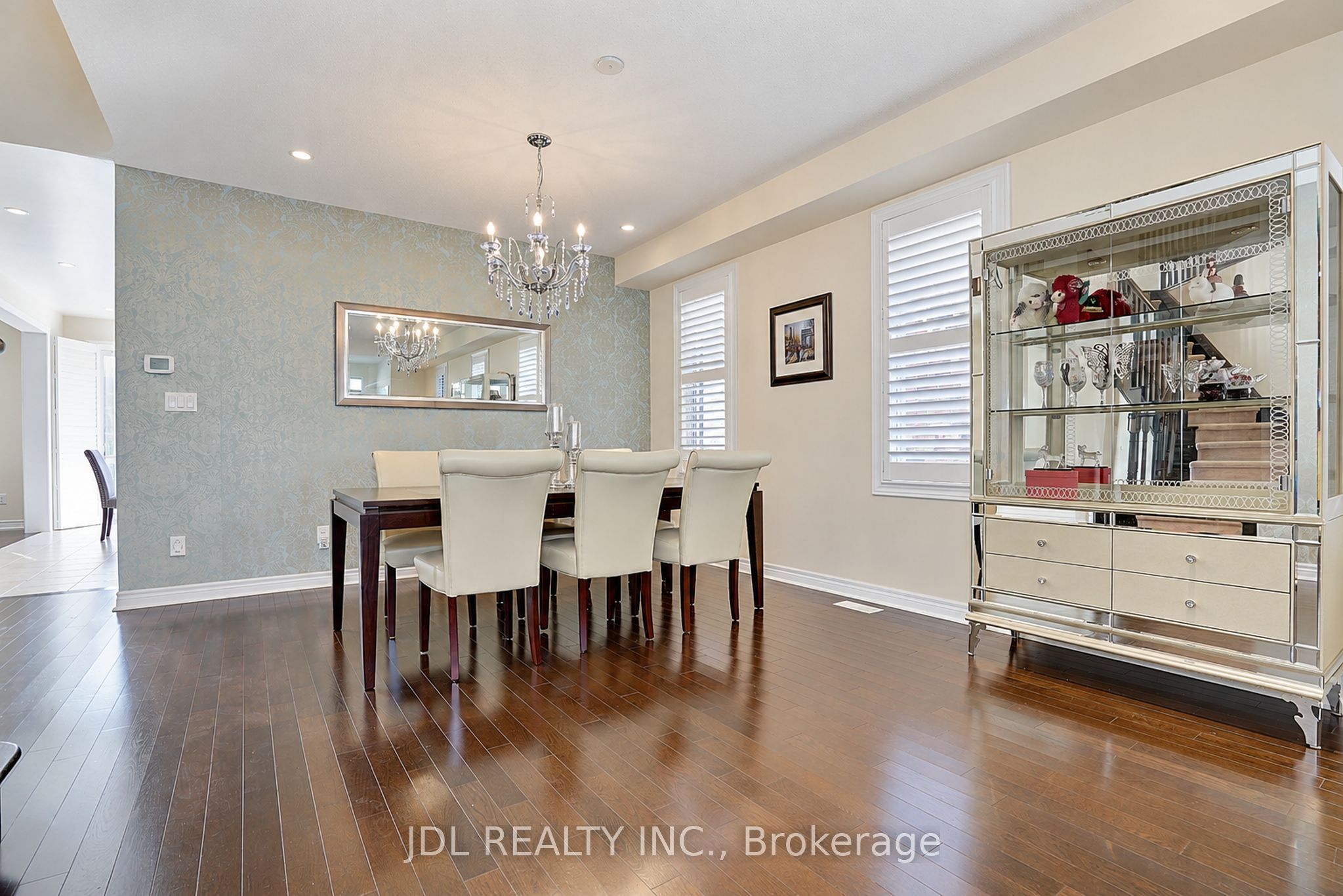 11 Herbert Wales Crescent Property Photo 6