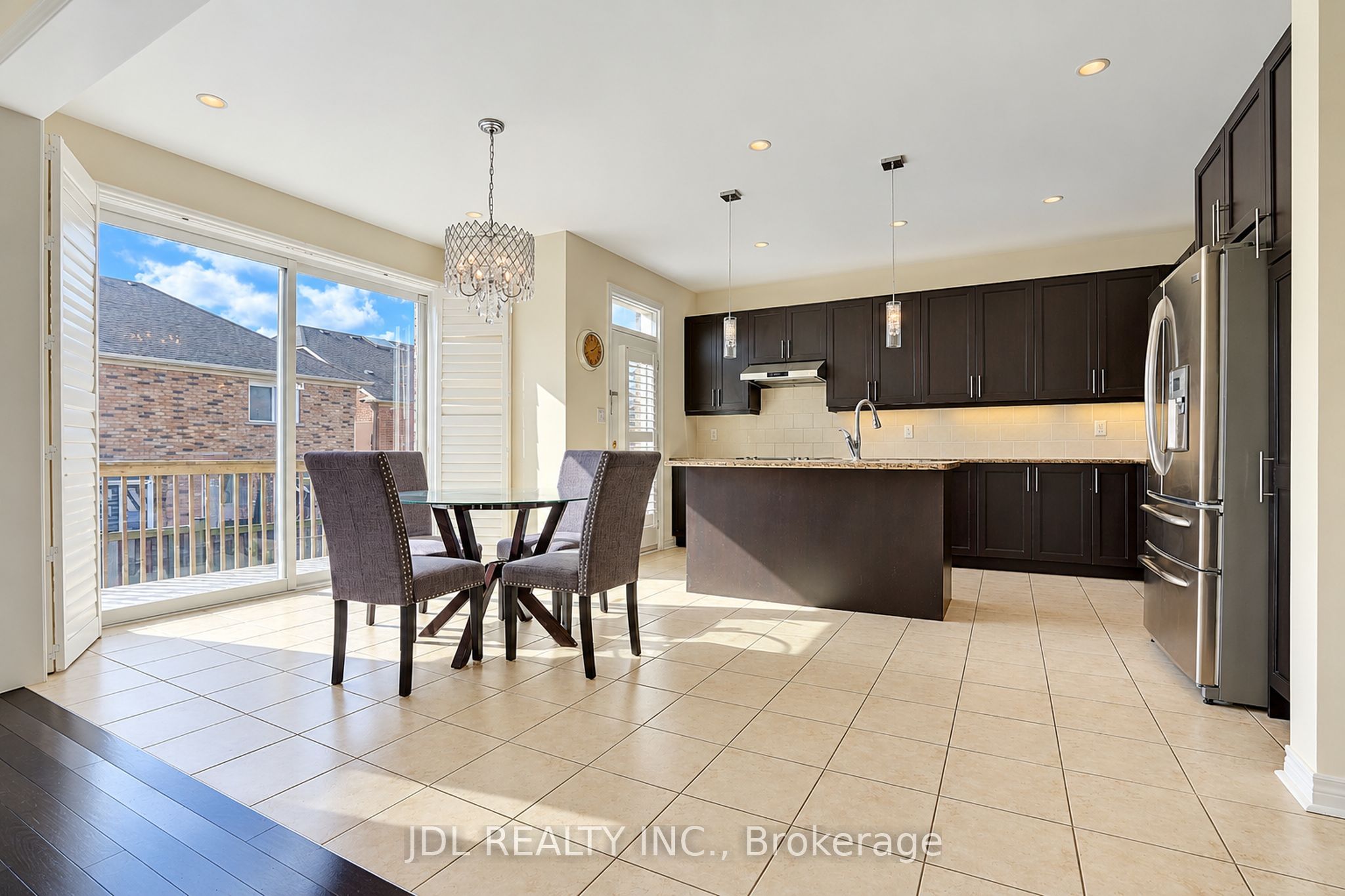 11 Herbert Wales Crescent Property Photo 16