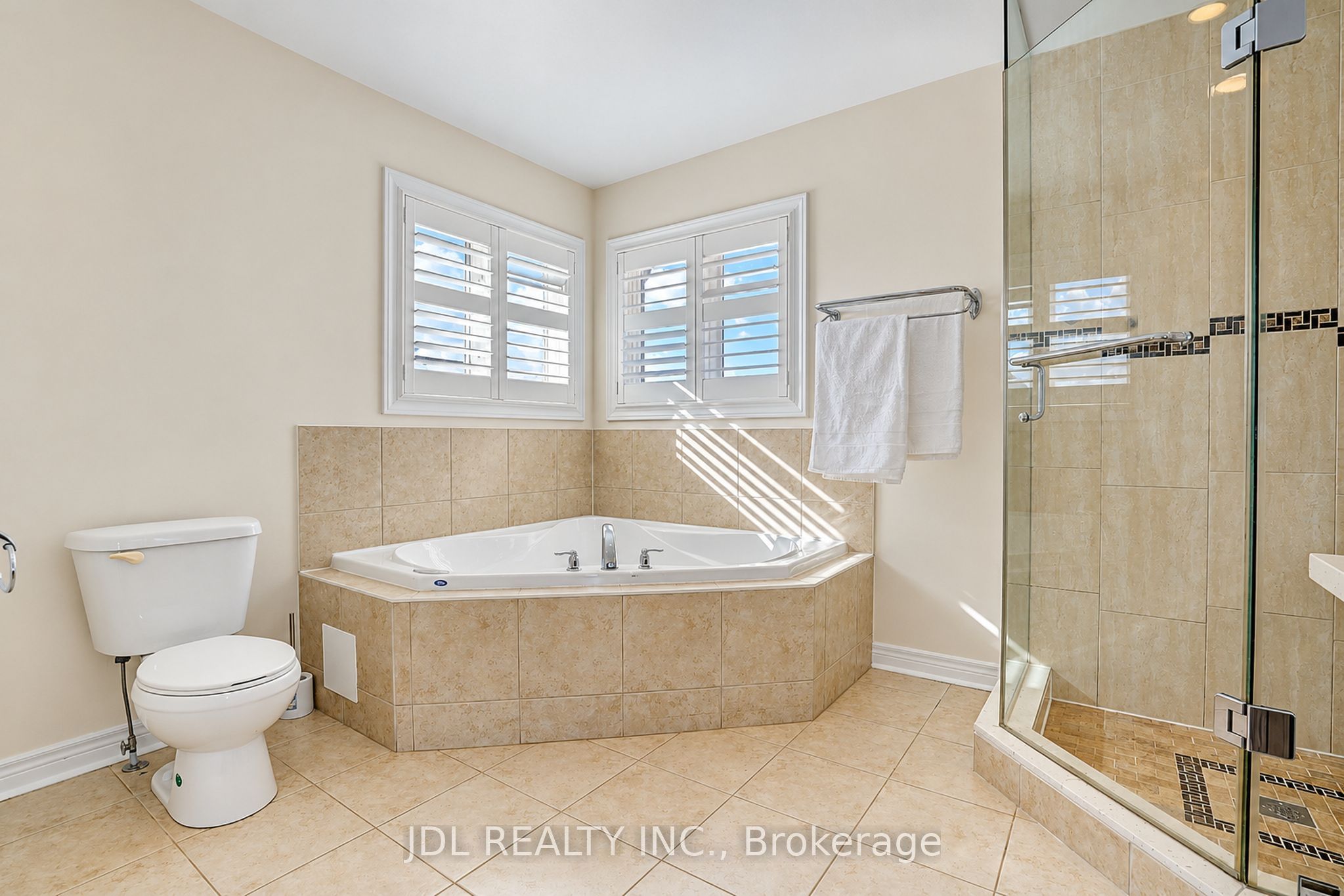 11 Herbert Wales Crescent Property Photo 33