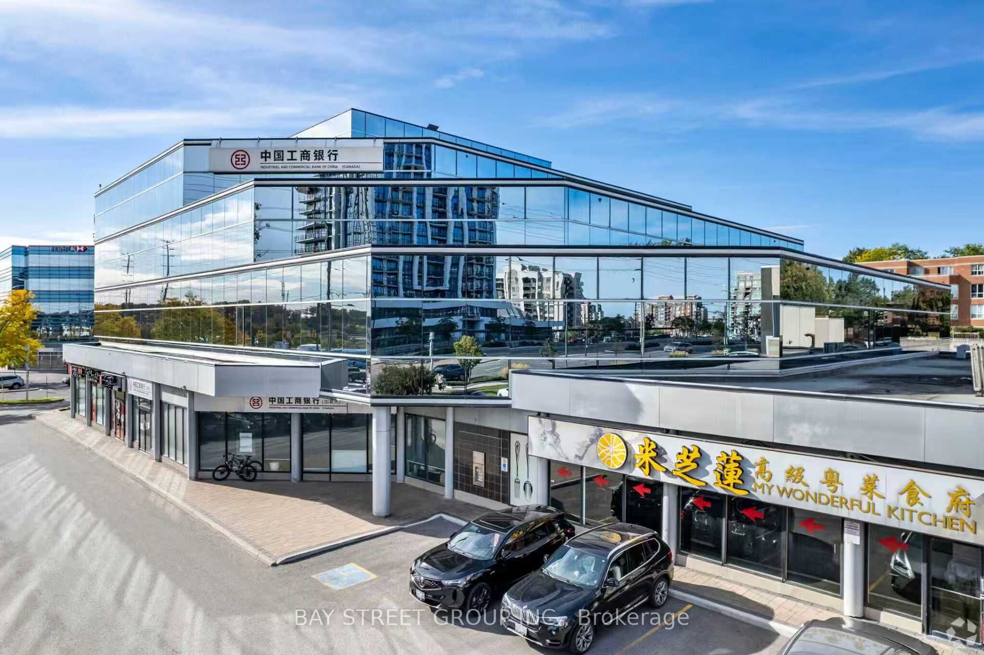 350 Highway 7 E 304