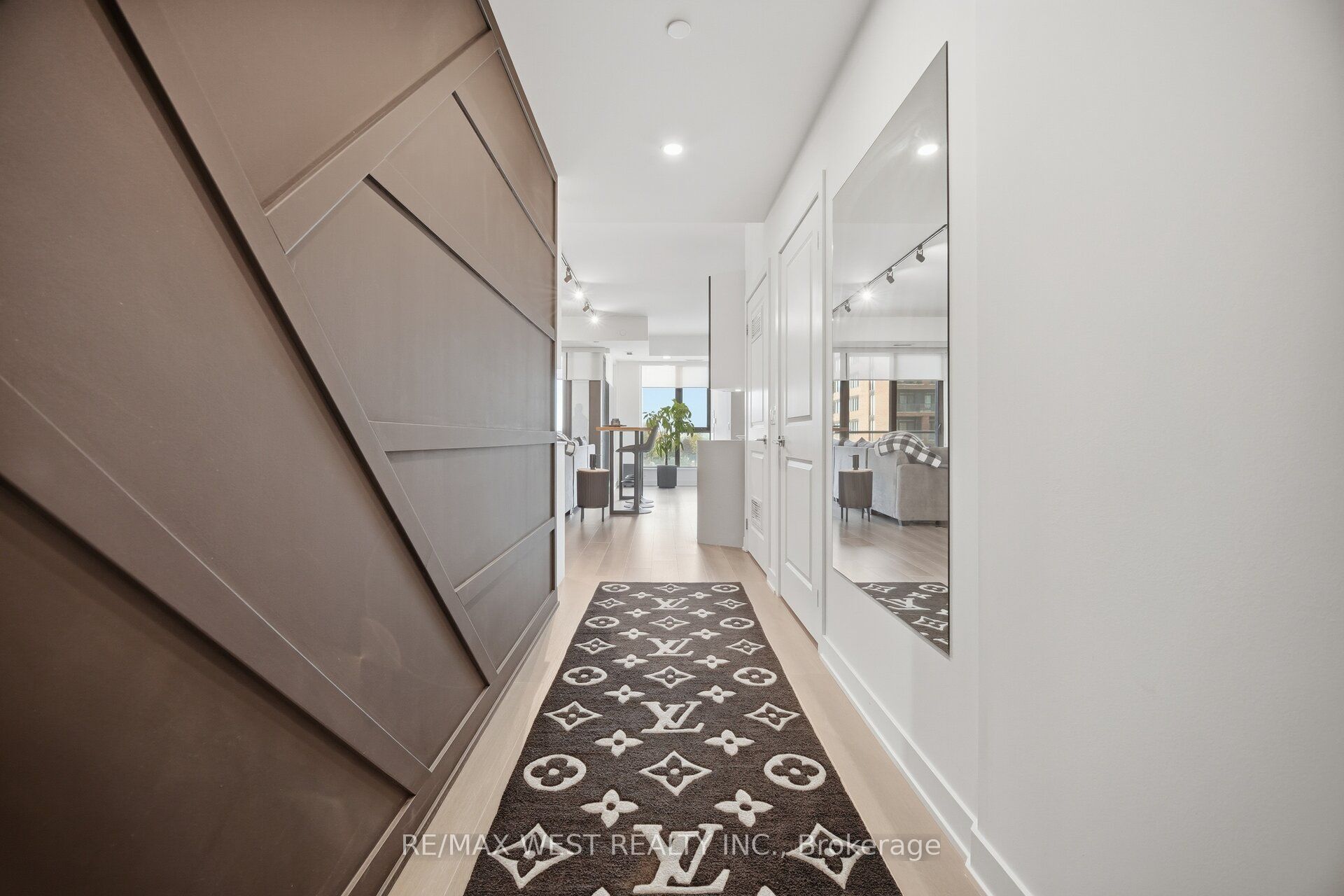120 Eagle Rock Way 312 Property Photo 5