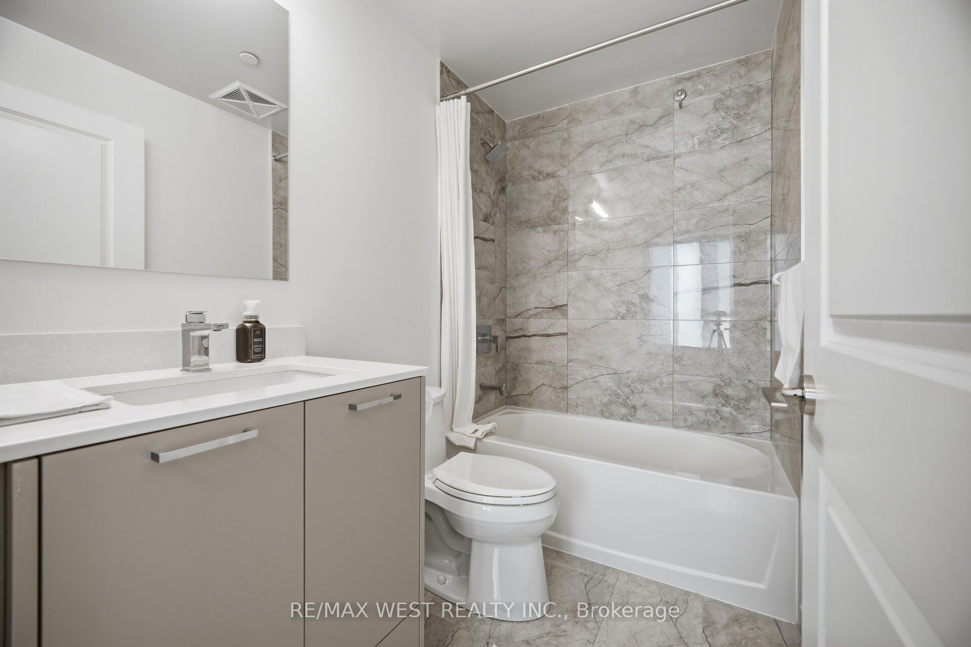 120 Eagle Rock Way 312 Property Photo 31