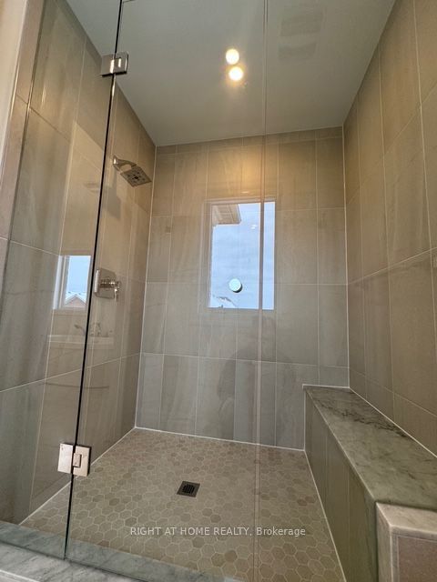 21 Casavant Court Property Photo 32