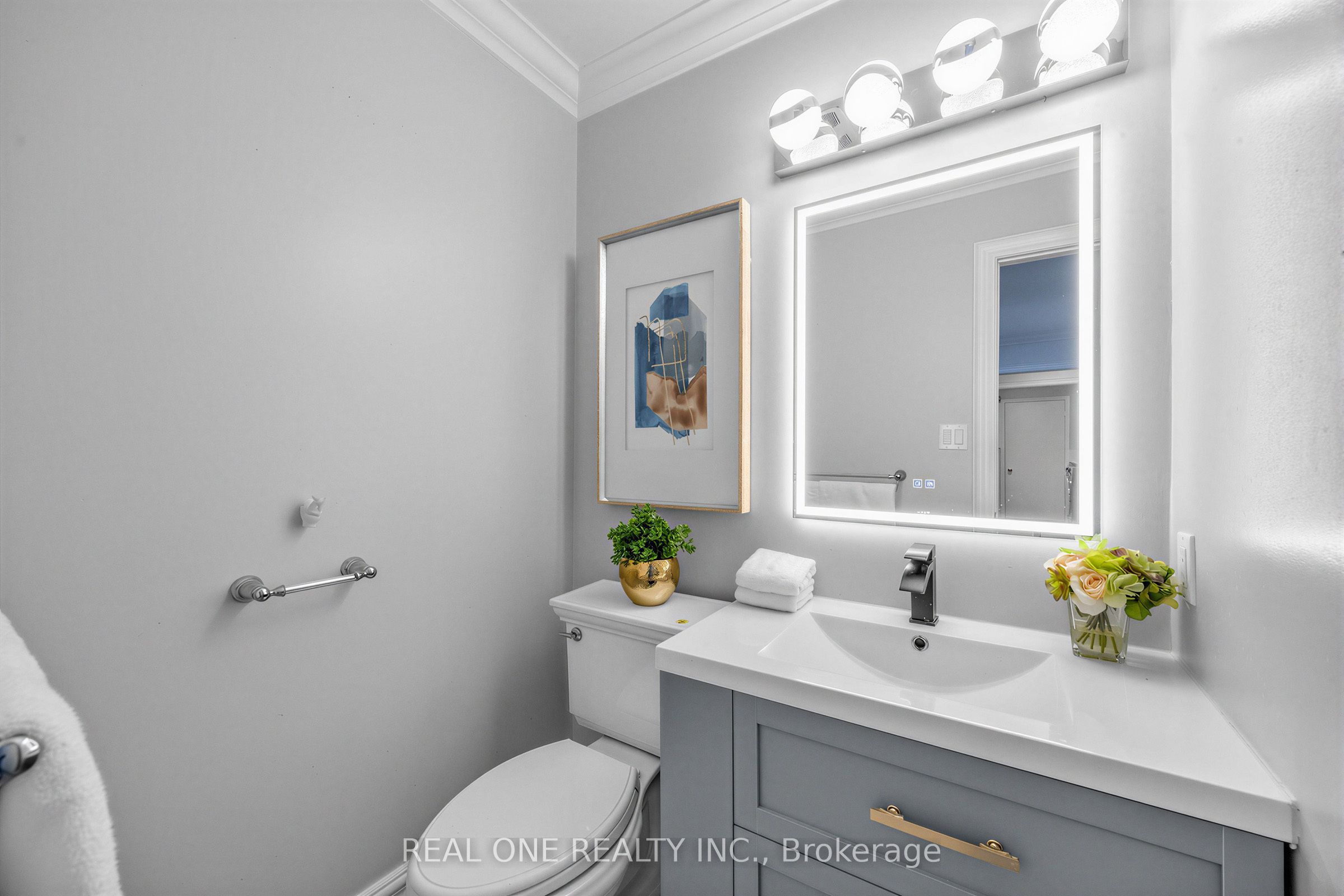 52 Fenwick Crescent Property Photo 24