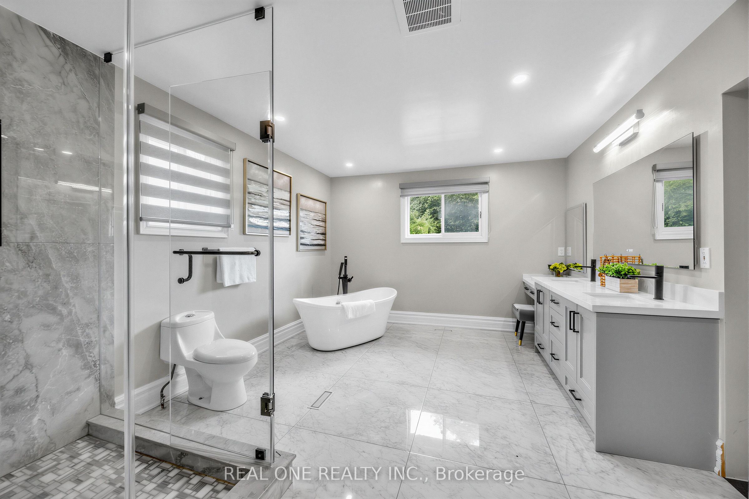 52 Fenwick Crescent Property Photo 31