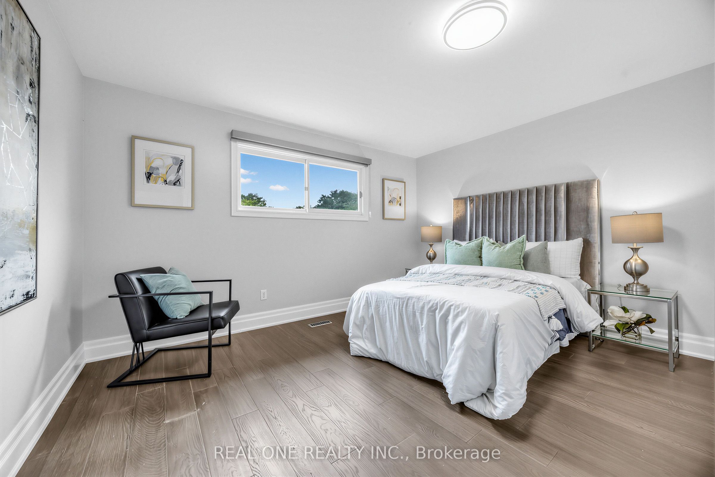 52 Fenwick Crescent Property Photo 34