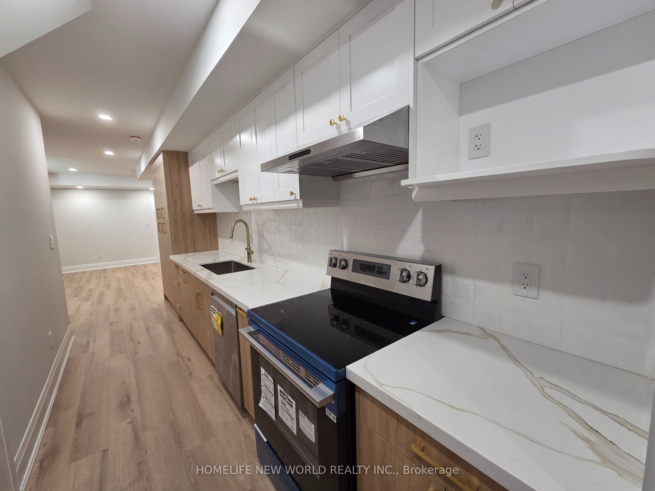 N13884180 Property Photo 9