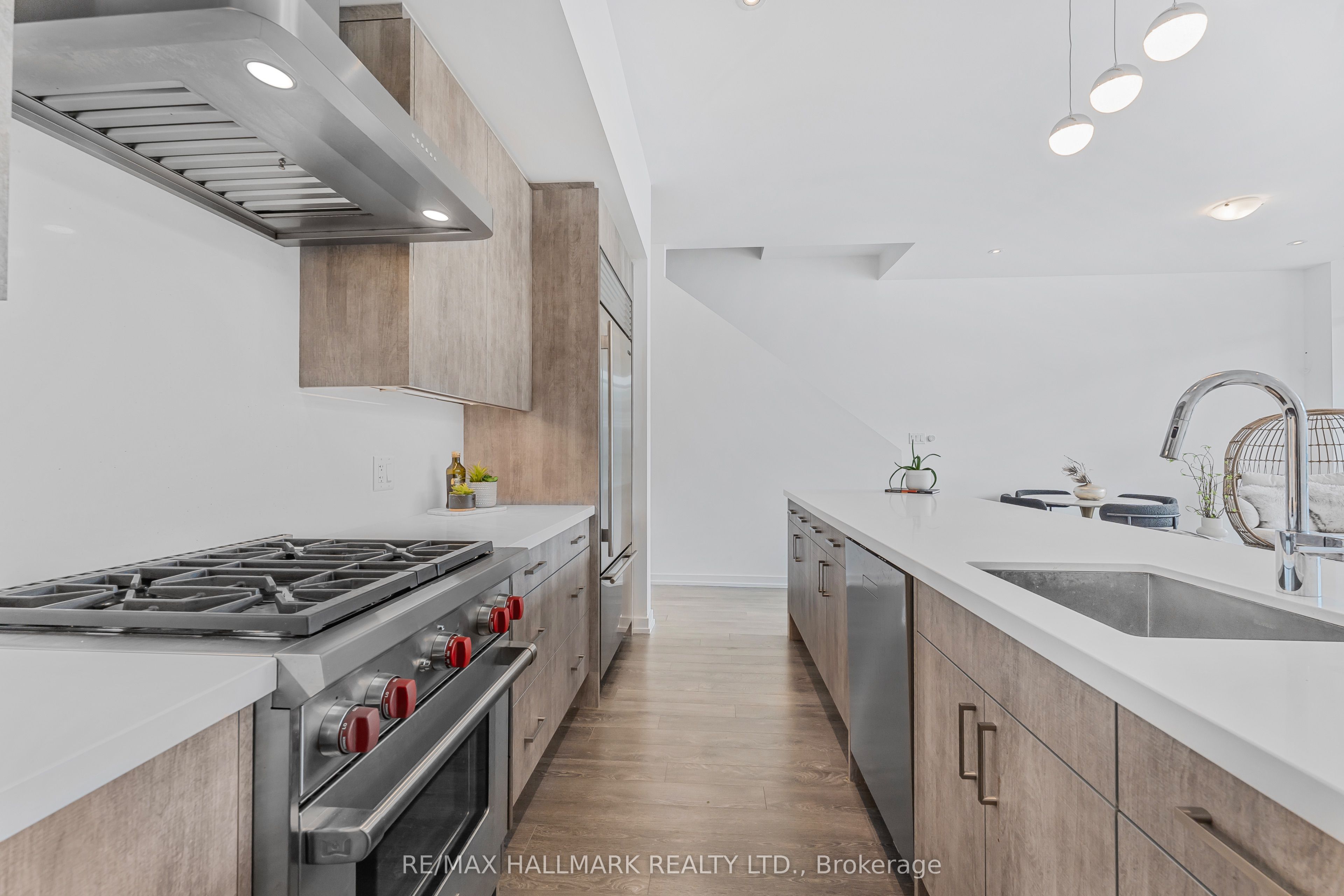3712 Ferretti Court Property Photo 4