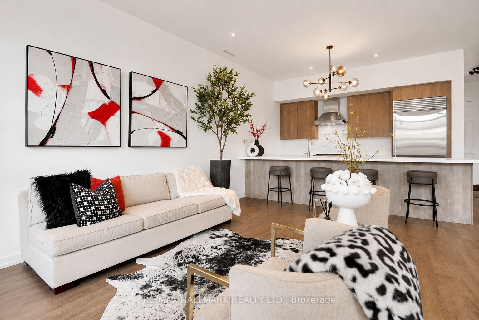 3712 Ferretti Court Property Photo 8