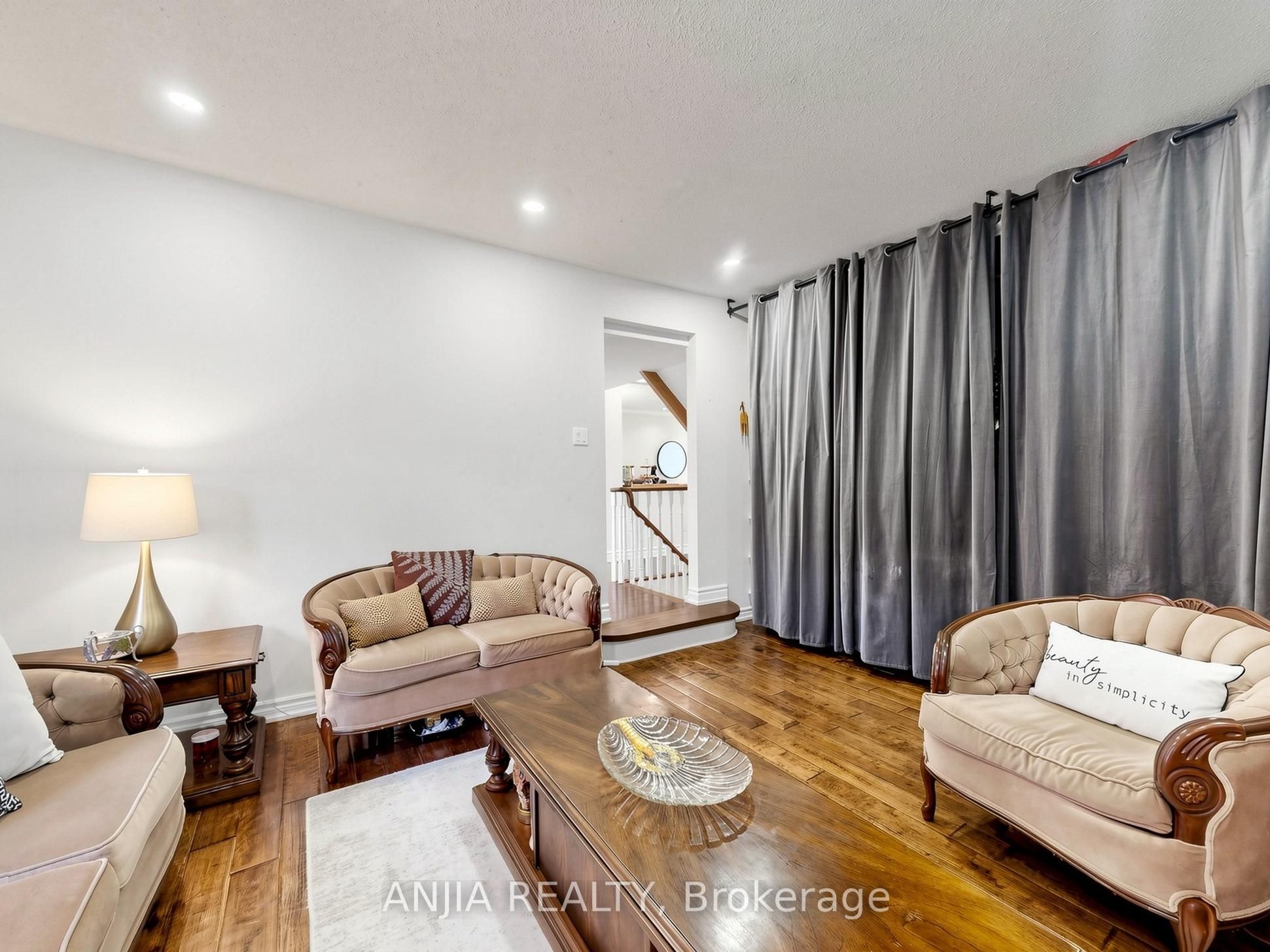 50 Hollingham Road Property Photo 13