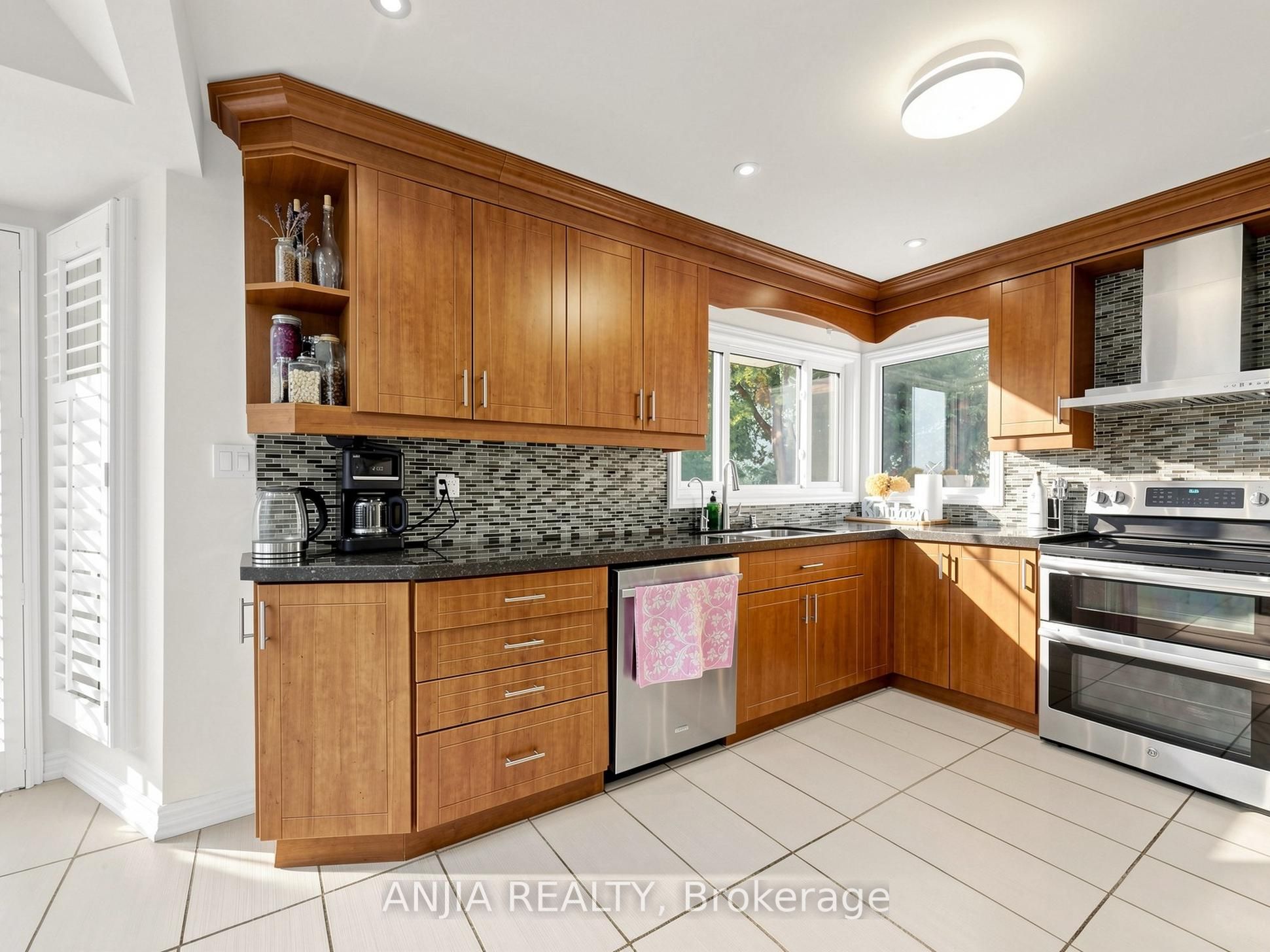 50 Hollingham Road Property Photo 14