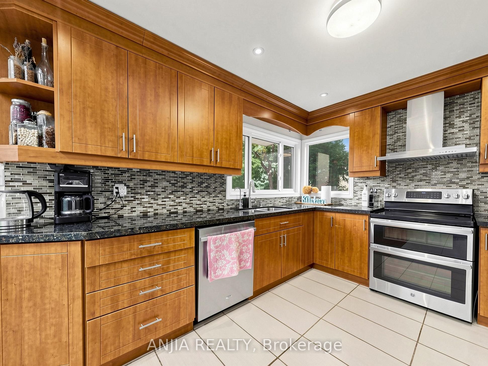 50 Hollingham Road Property Photo 15