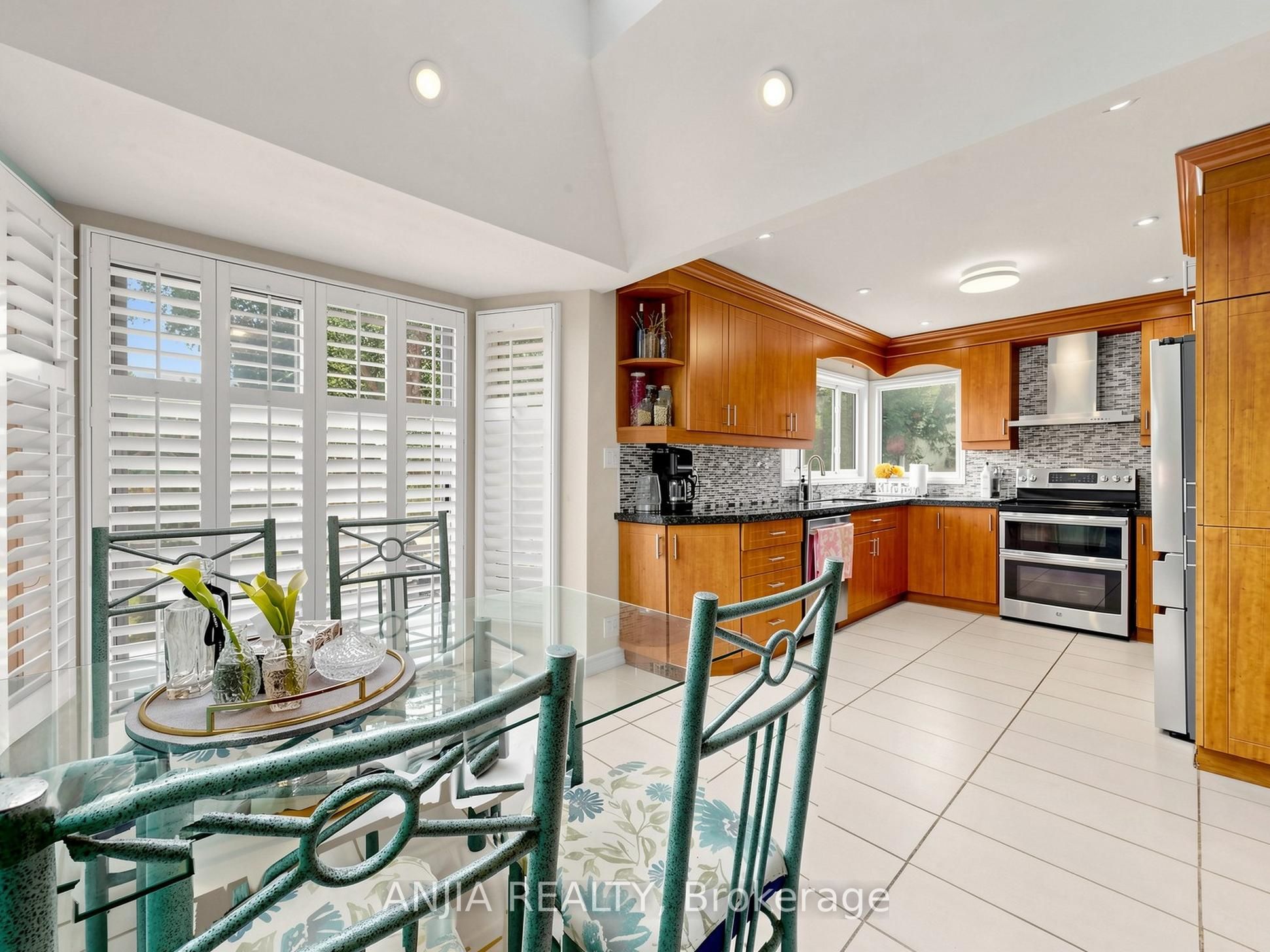 50 Hollingham Road Property Photo 17