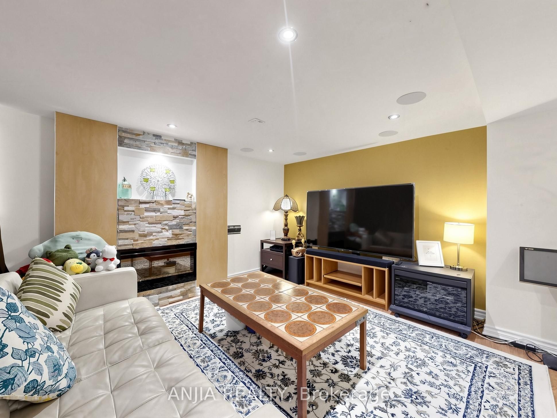 50 Hollingham Road Property Photo 31