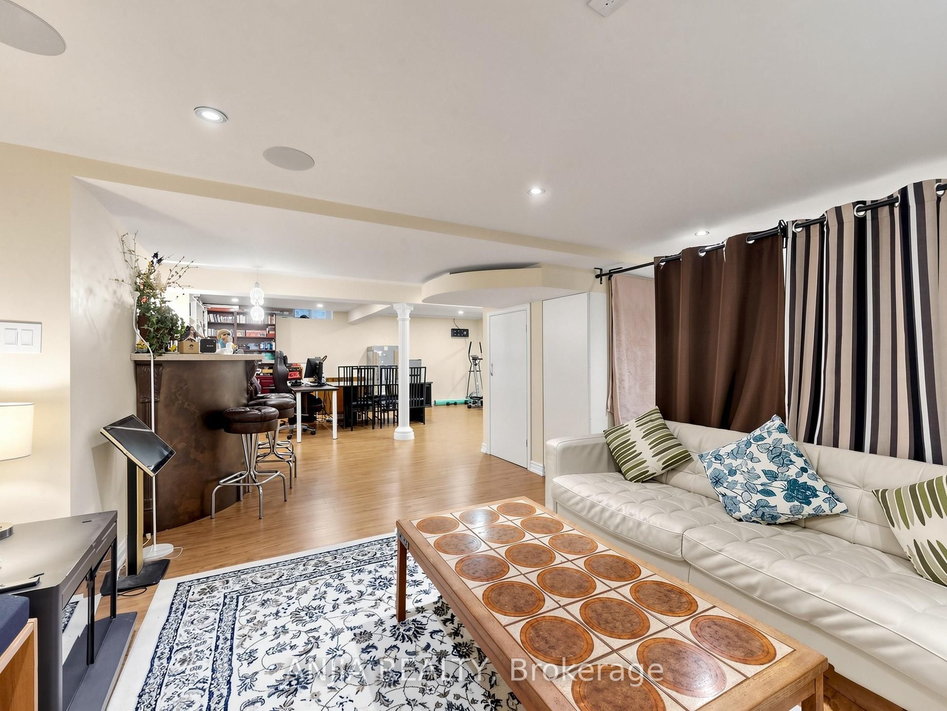 50 Hollingham Road Property Photo 32