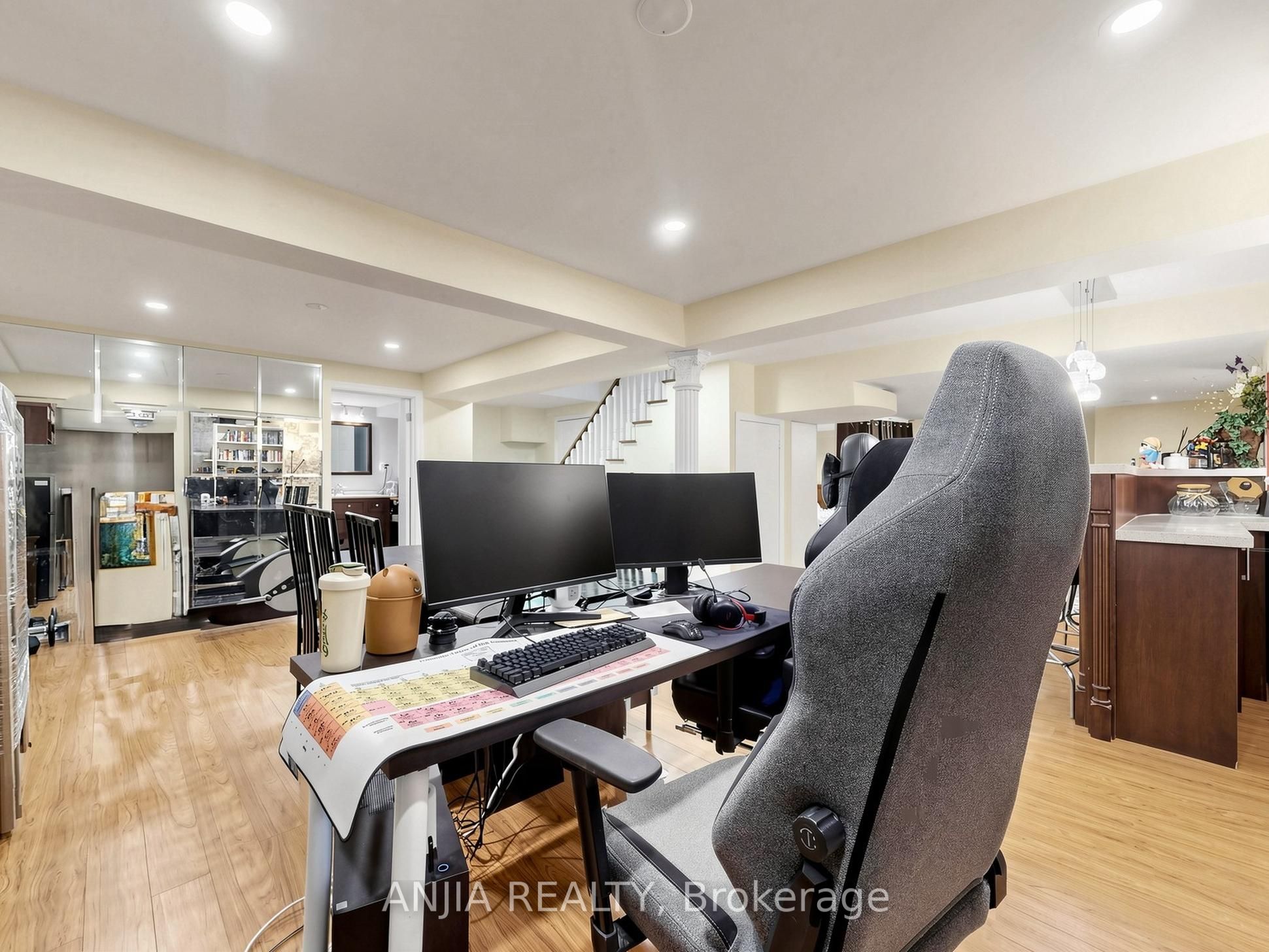 50 Hollingham Road Property Photo 36