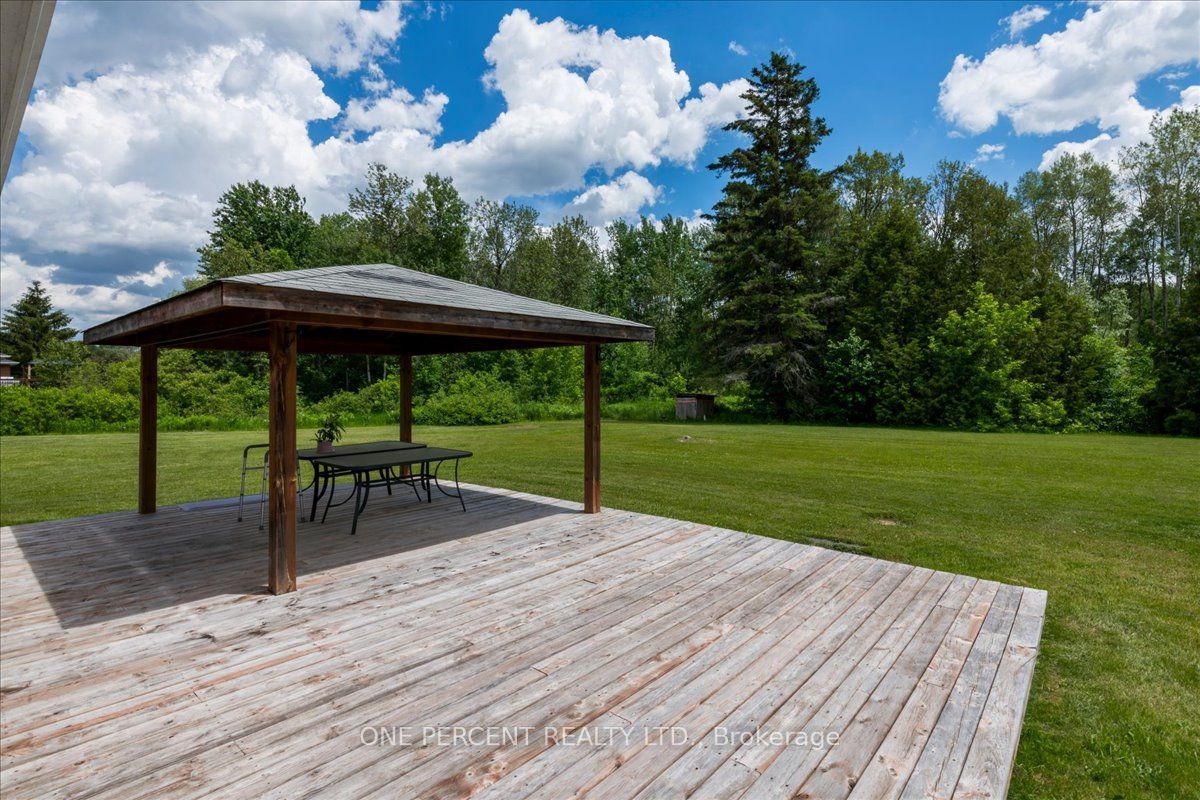 1235 Gilford Road Property Photo 8
