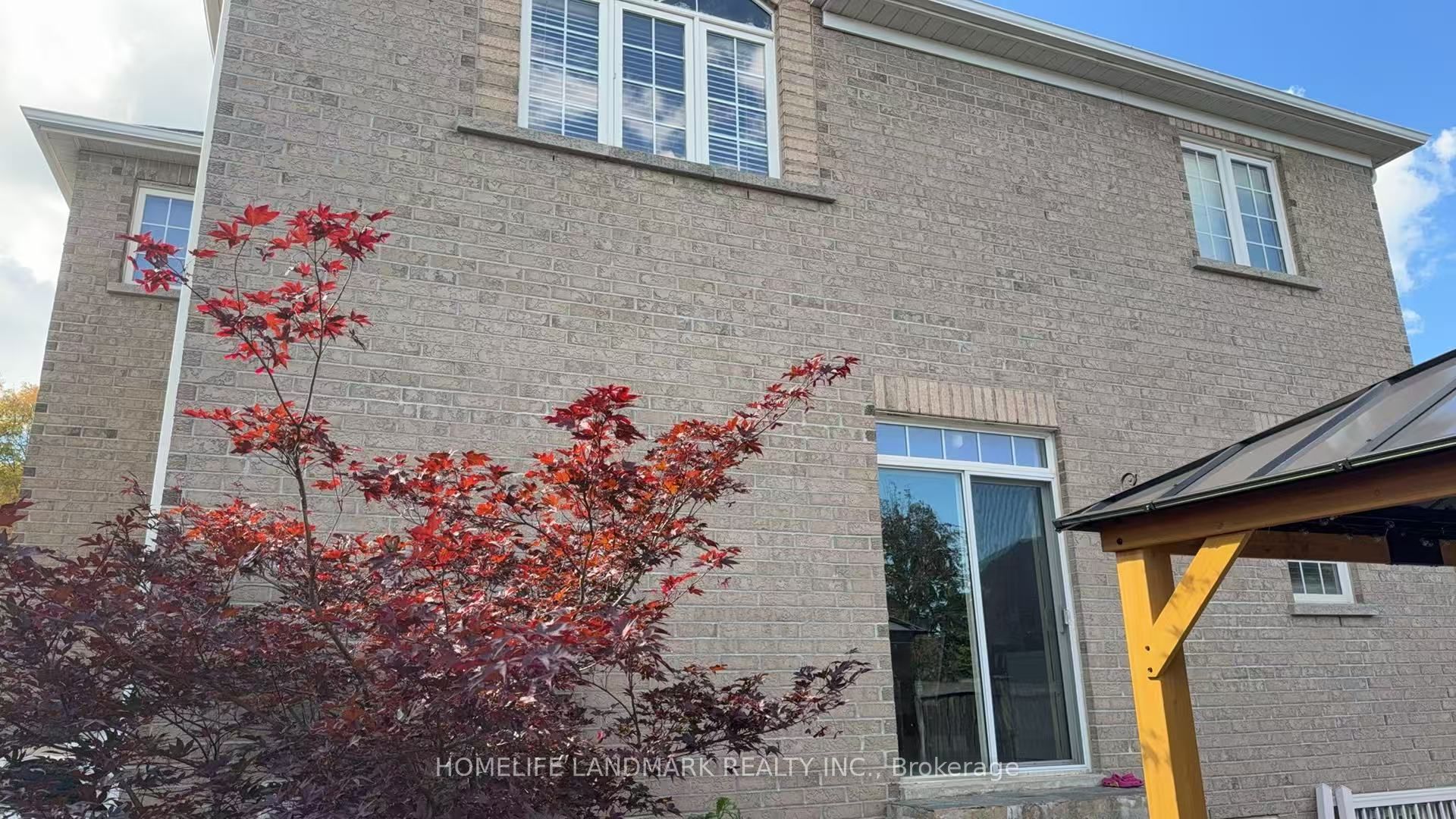 371 Dowson Loop Property Photo 17