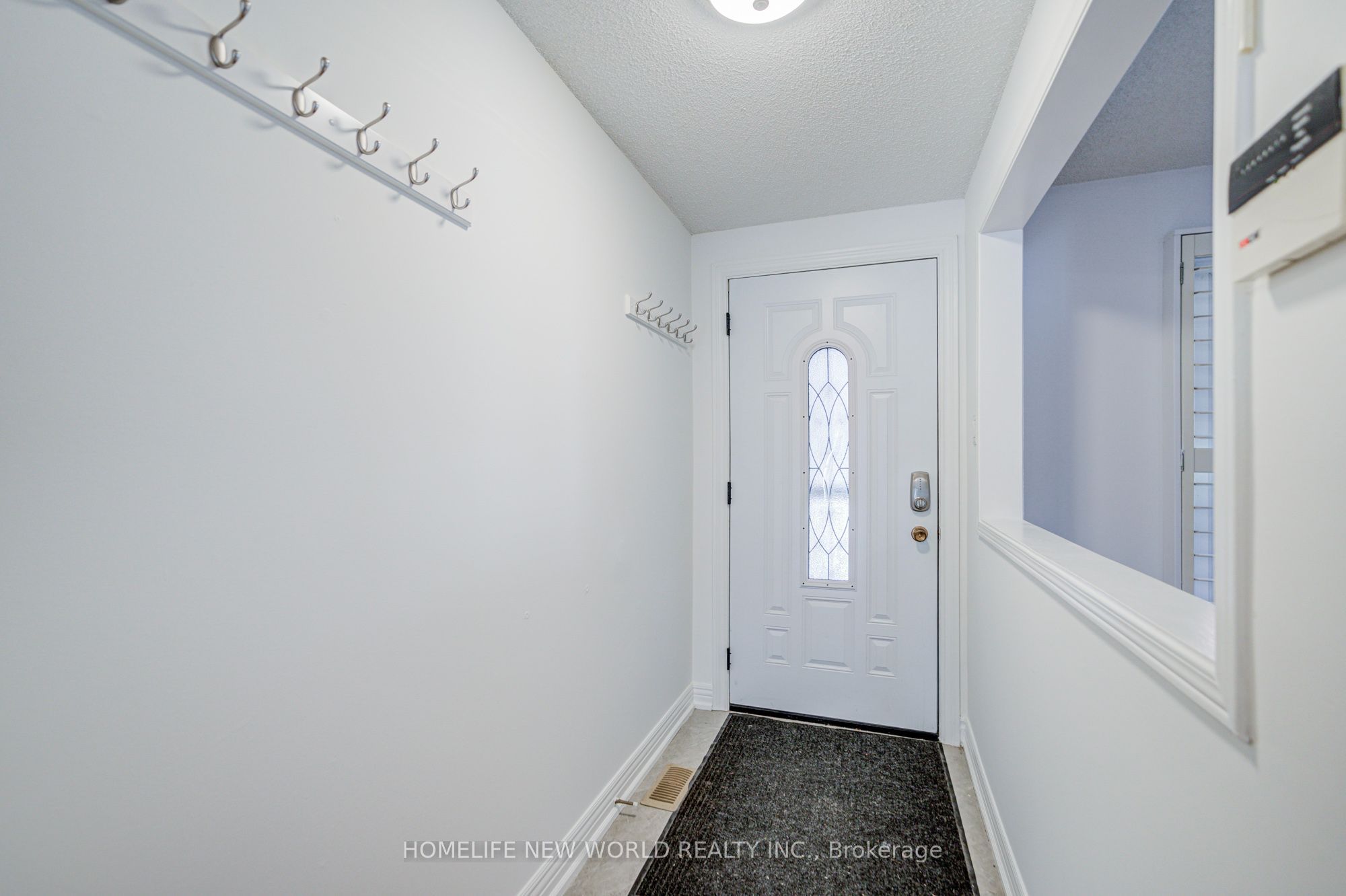 102 Madsen Crescent Property Photo 6