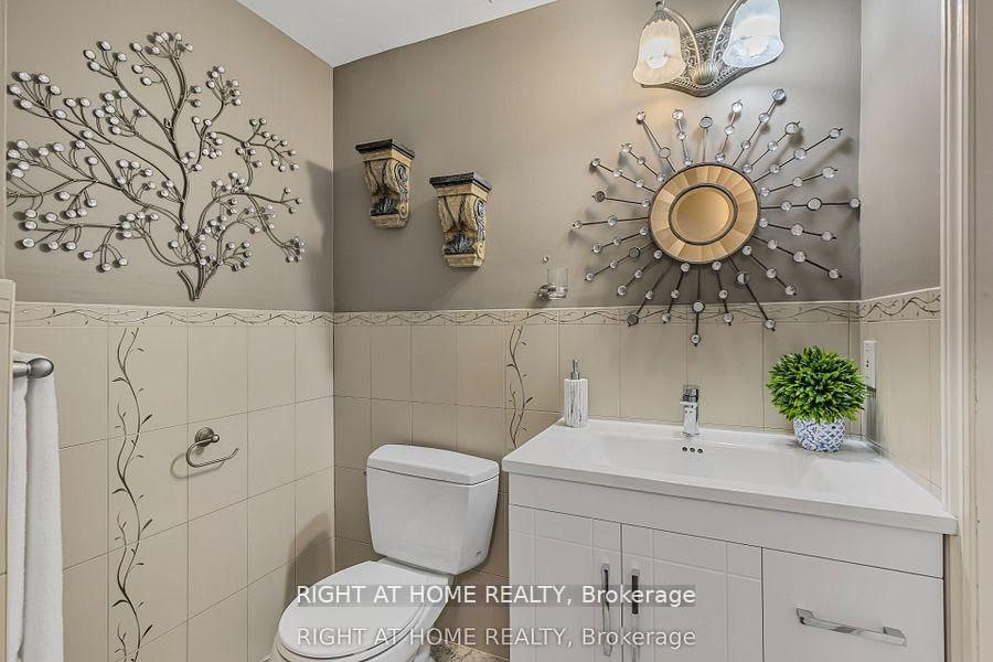 429 North Lake Road Property Photo 32