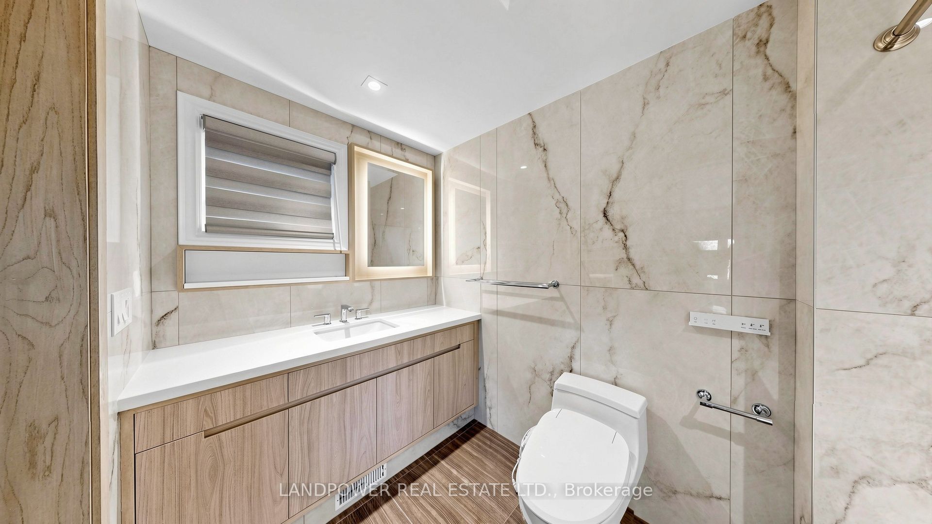 2 Ambleside Crescent Property Photo 35
