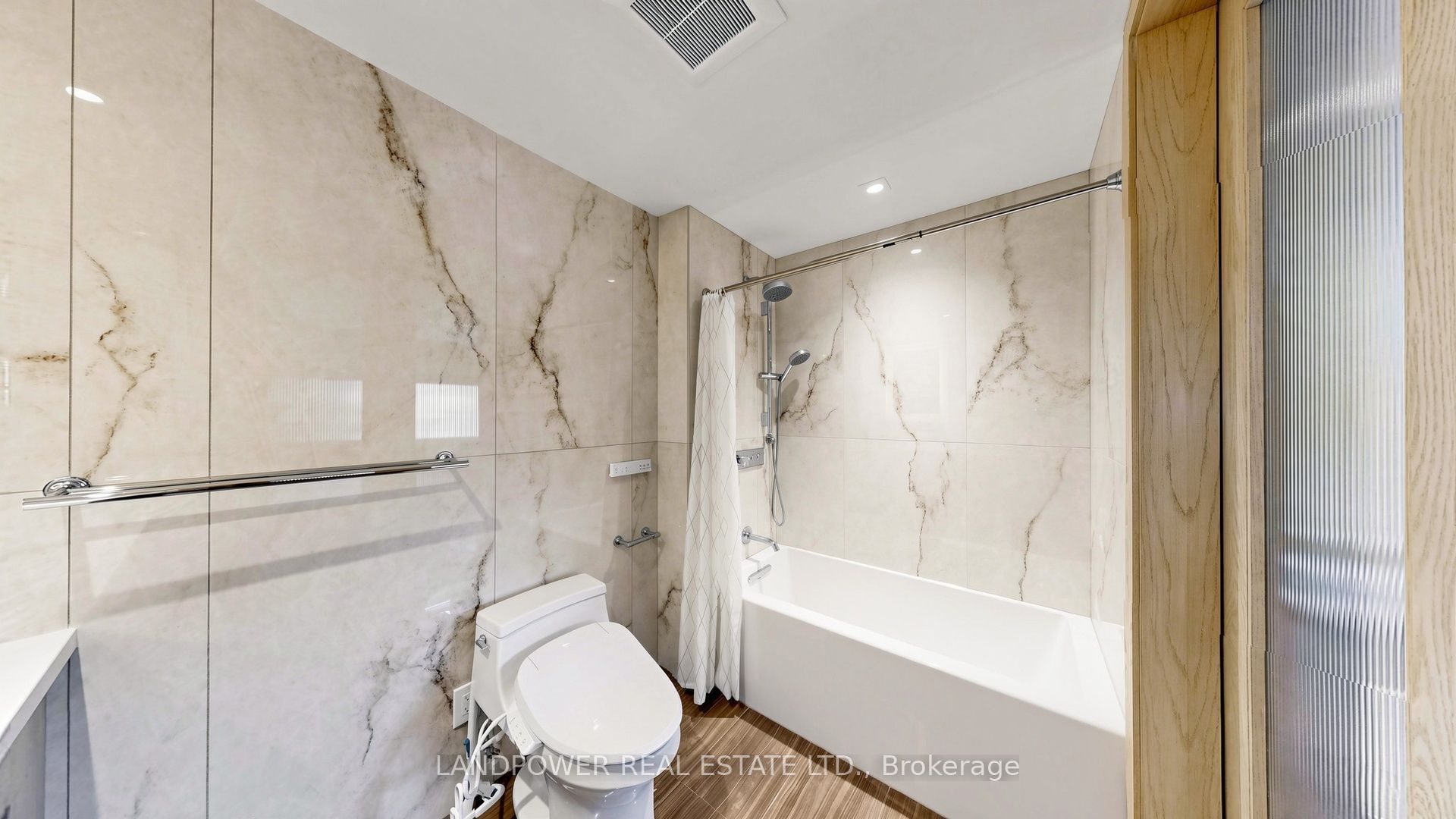 2 Ambleside Crescent Property Photo 36