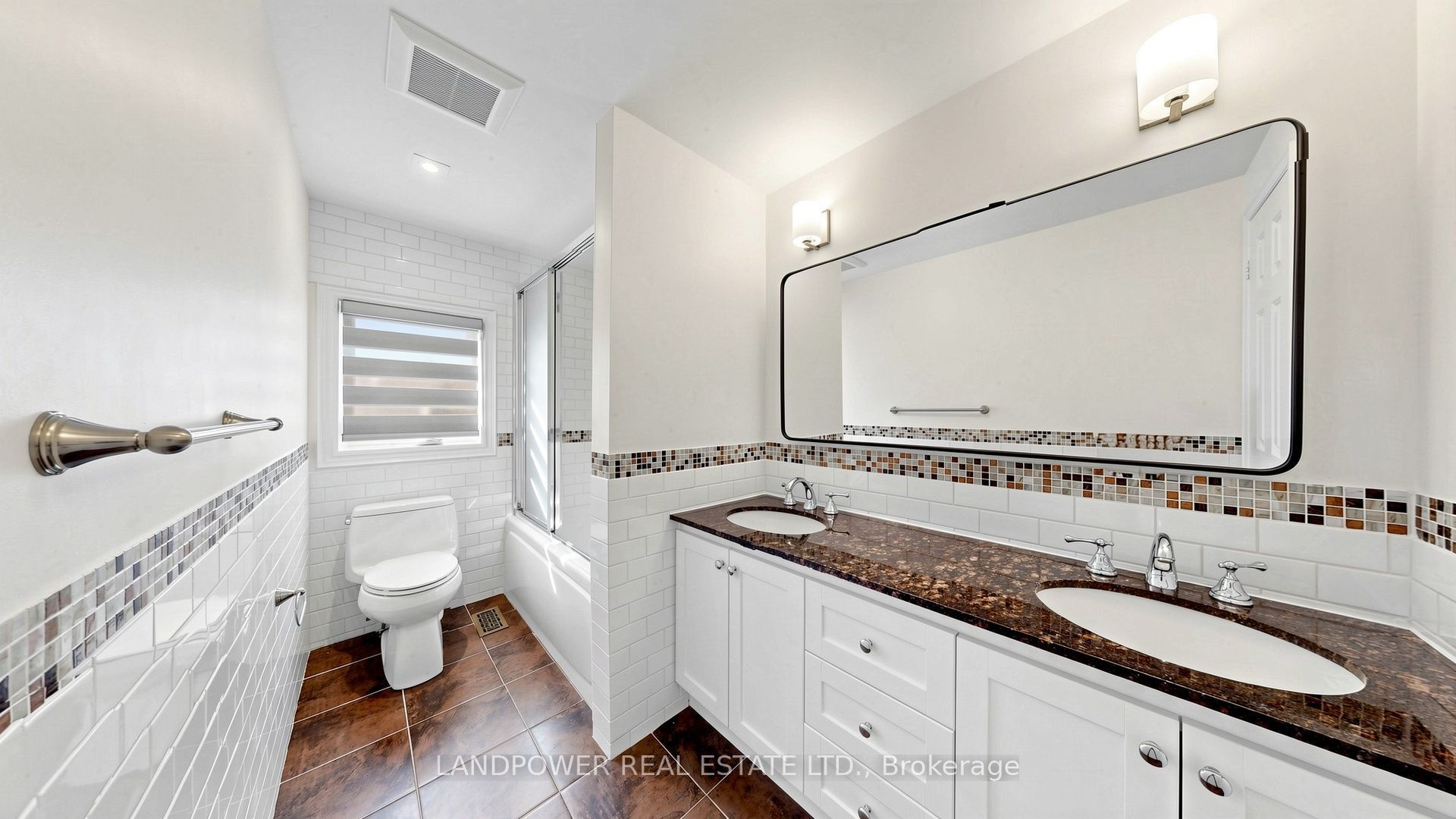 2 Ambleside Crescent Property Photo 38