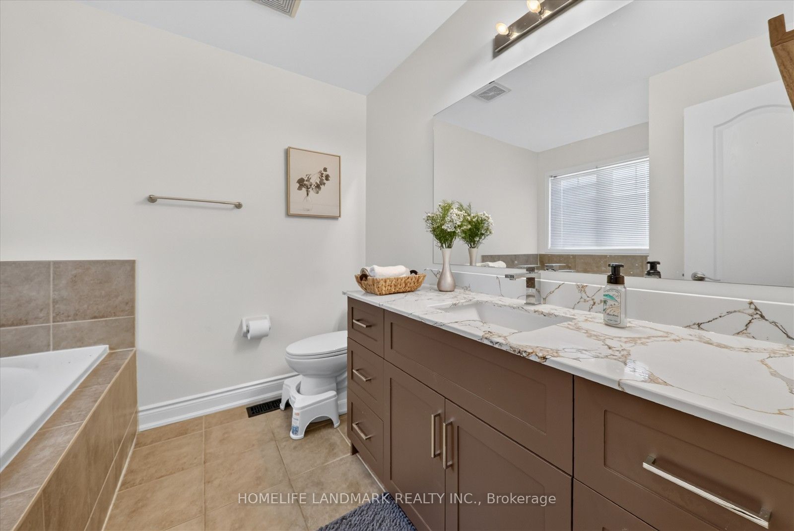 3 Wheelwright Drive Property Photo 25