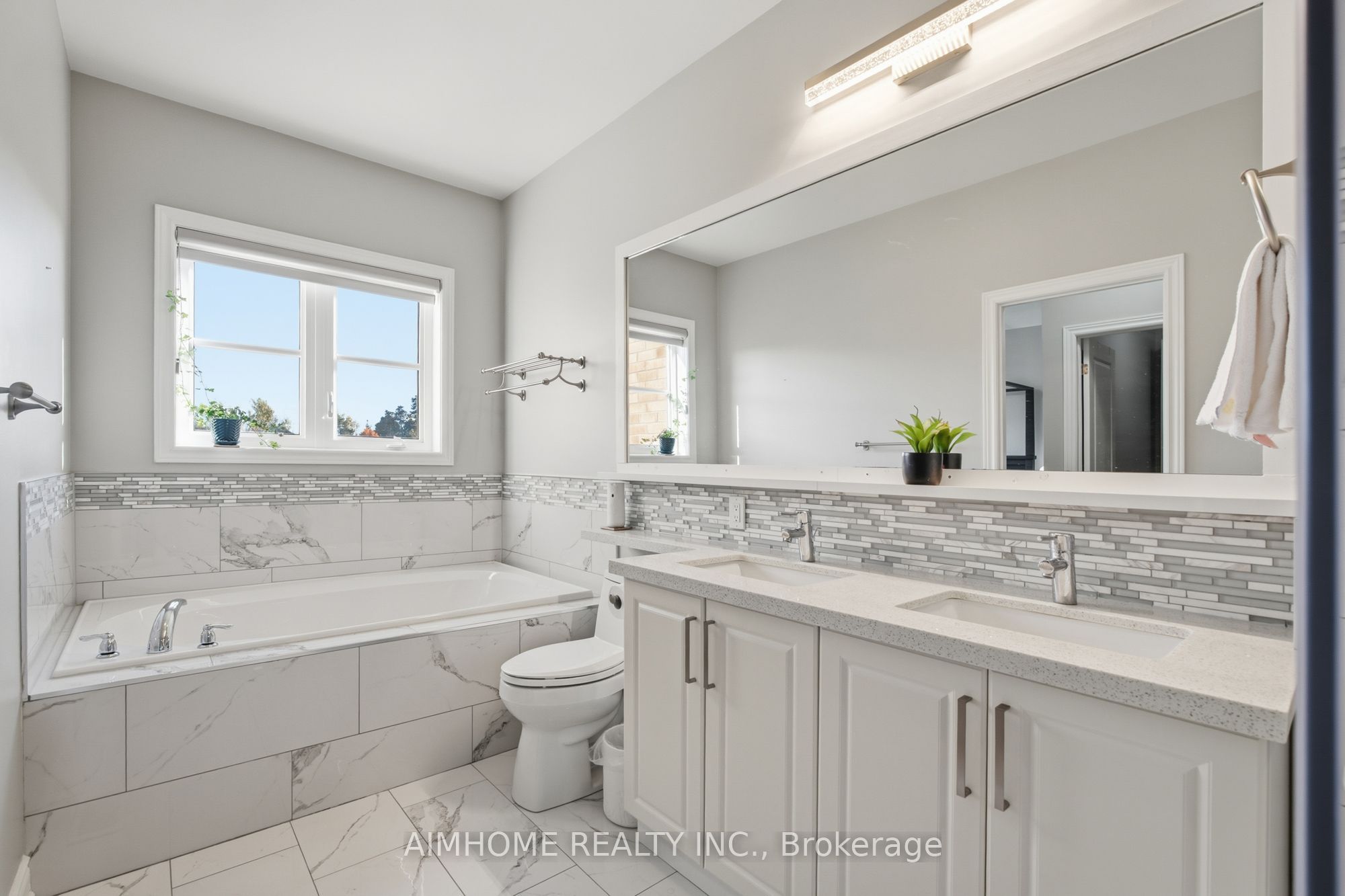 15 Calamint Lane Property Photo 33